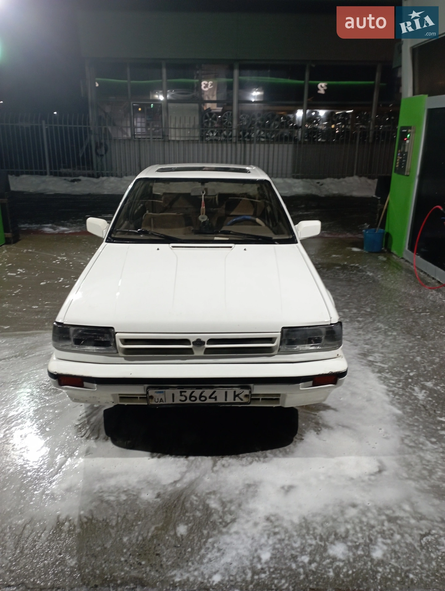 Nissan Bluebird, 1988