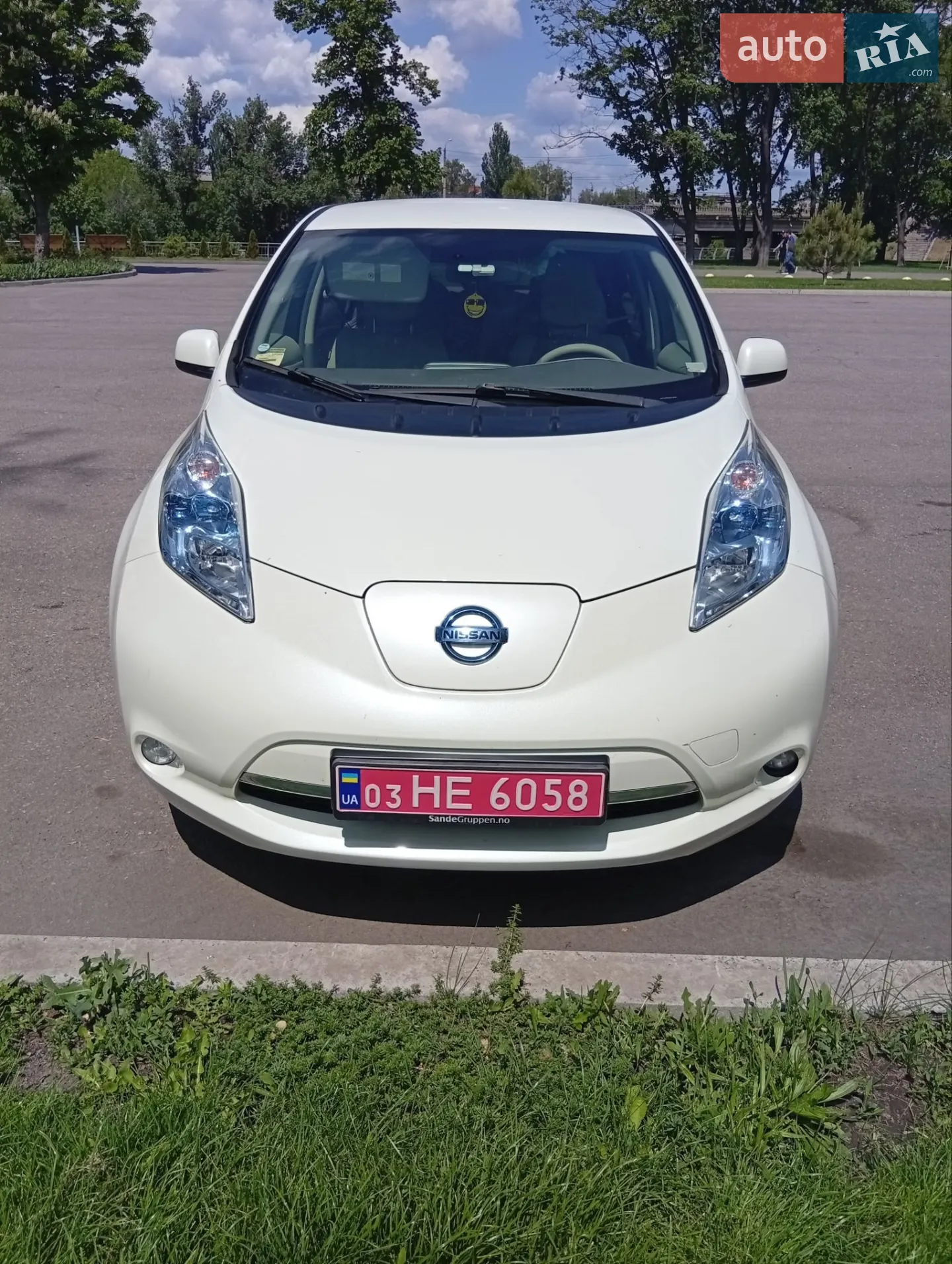 Nissan Leaf, 2012