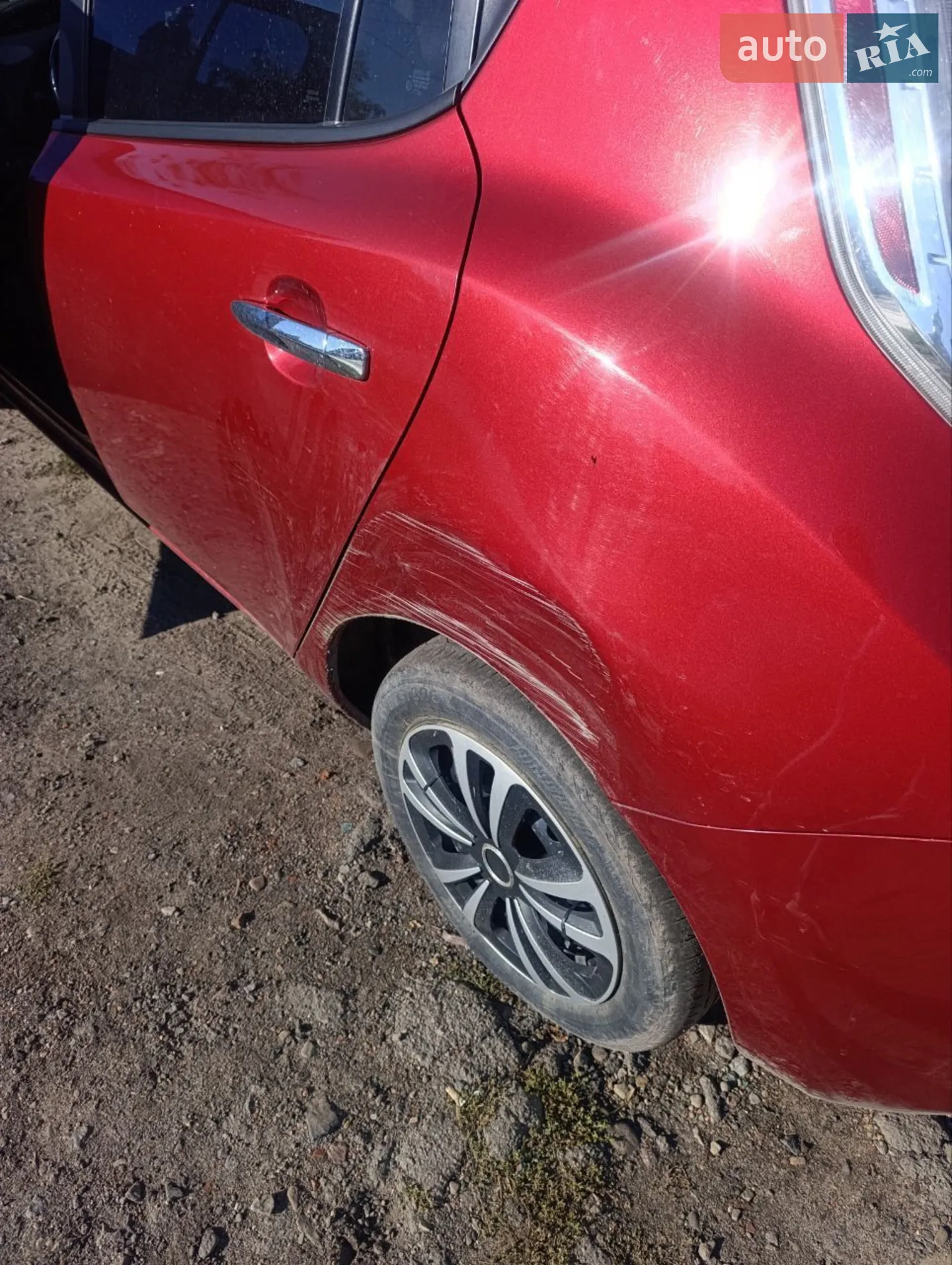 Nissan Leaf, 2015