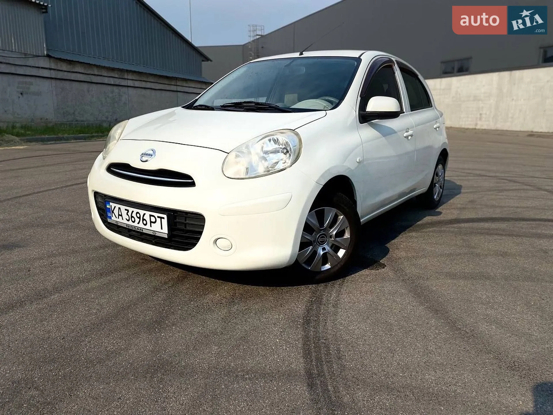 Nissan March, 2011