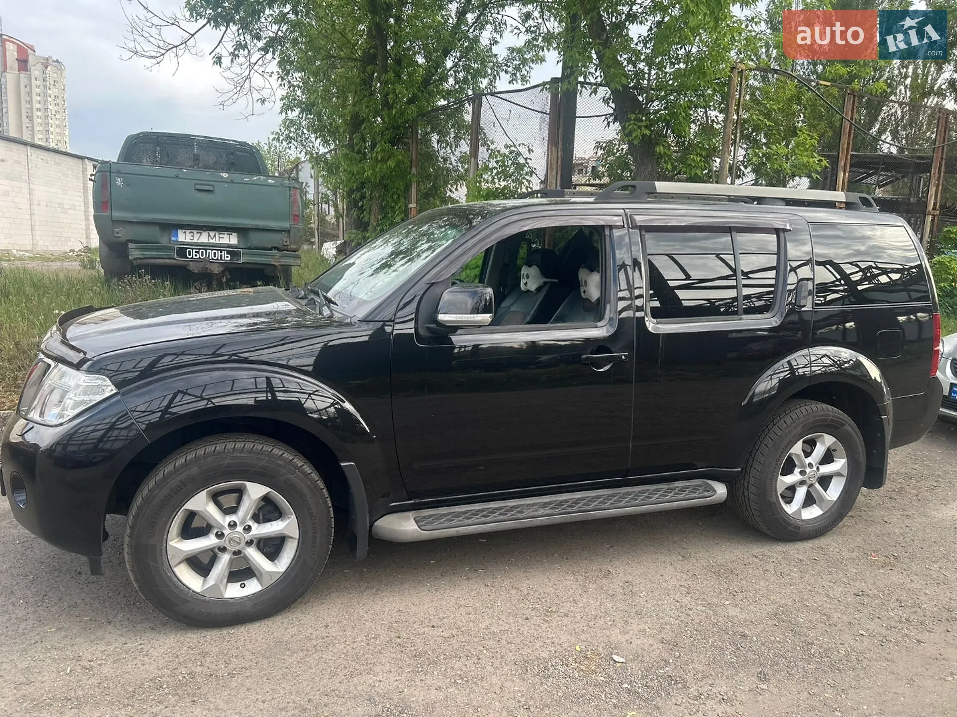 Nissan Pathfinder, 2011