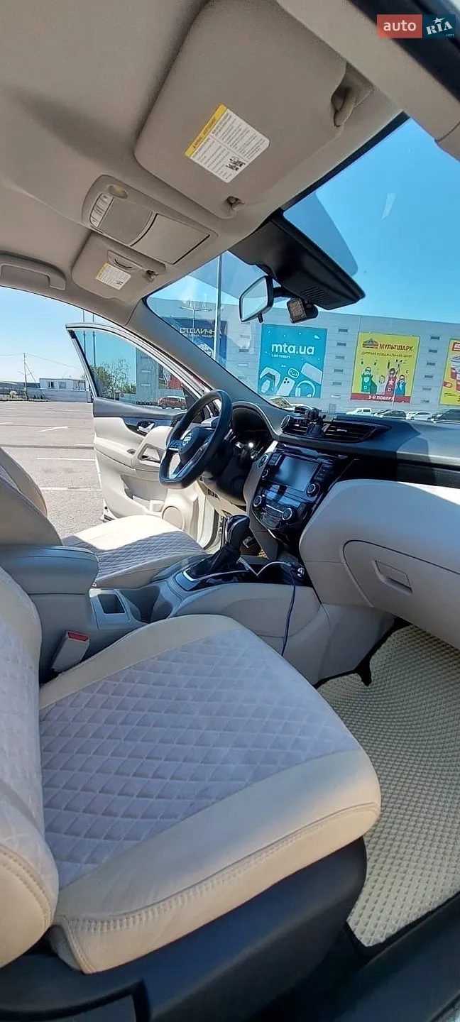 Nissan Rogue Sport, 2019