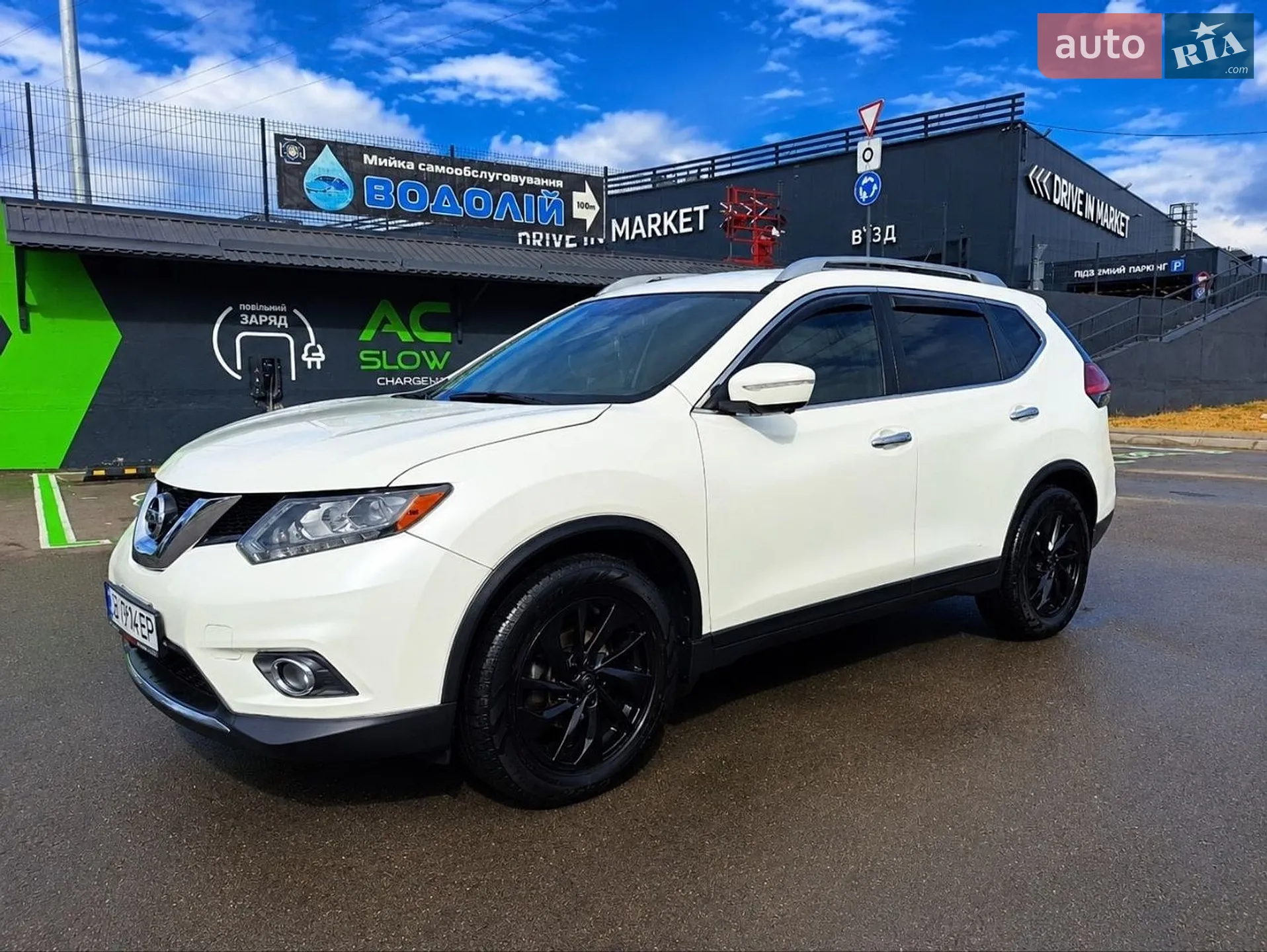 Nissan Rogue, 2014
