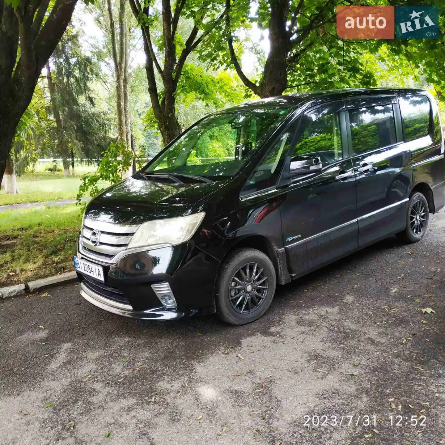Nissan Serena, 2013