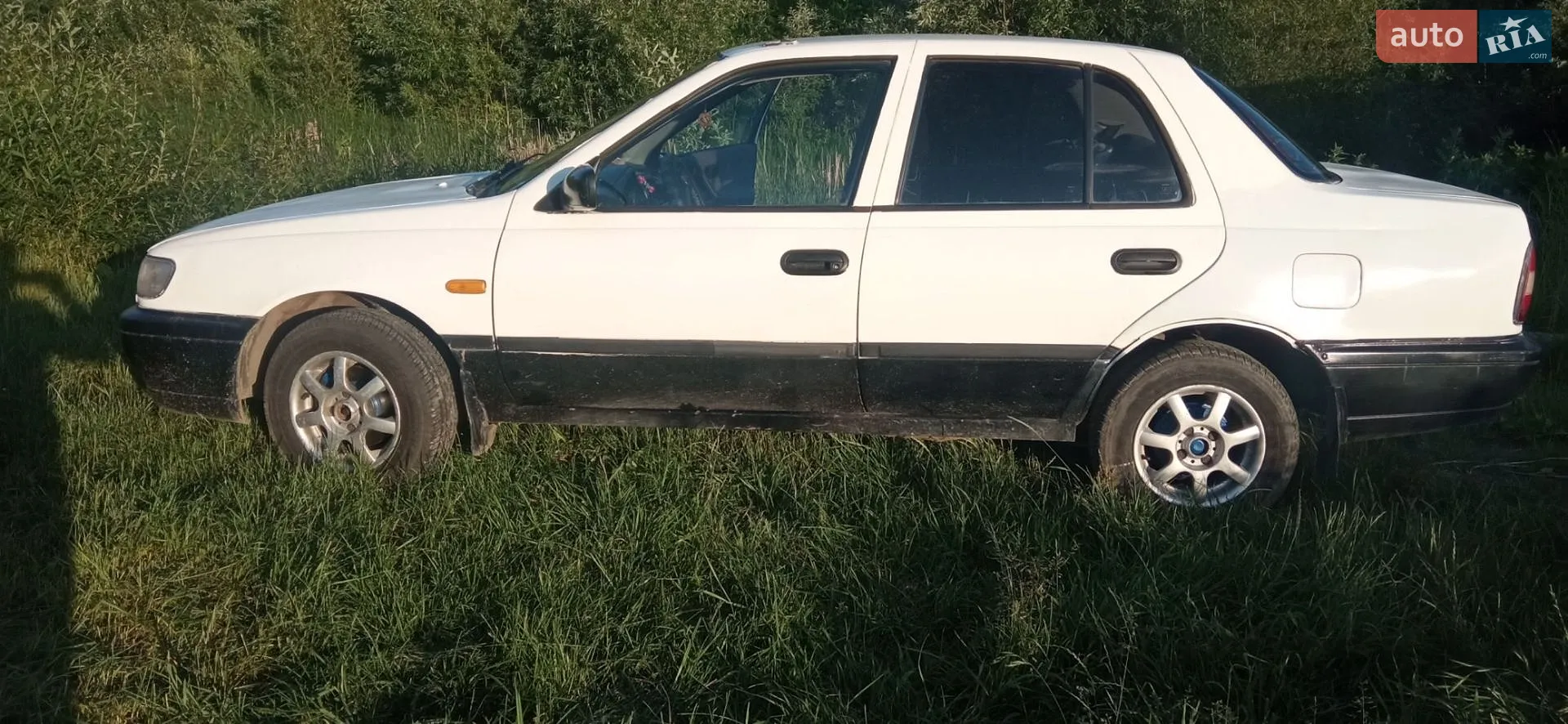Nissan Sunny, 1991