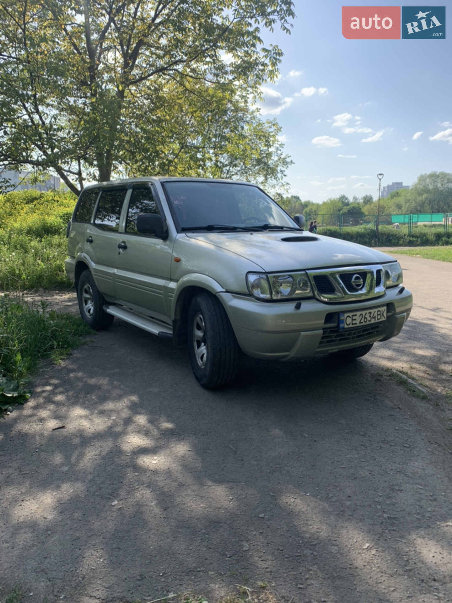 Nissan Terrano II, 2004
