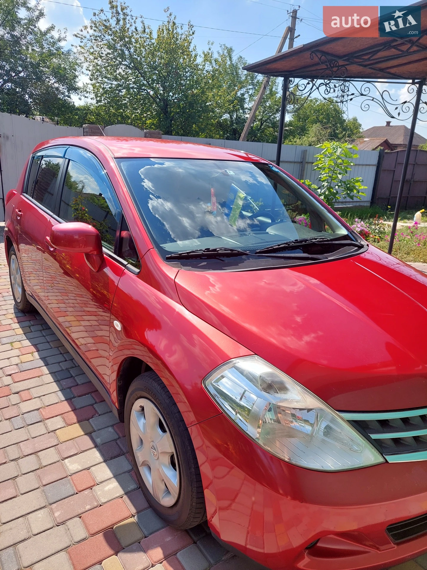 Nissan TIIDA, 2012