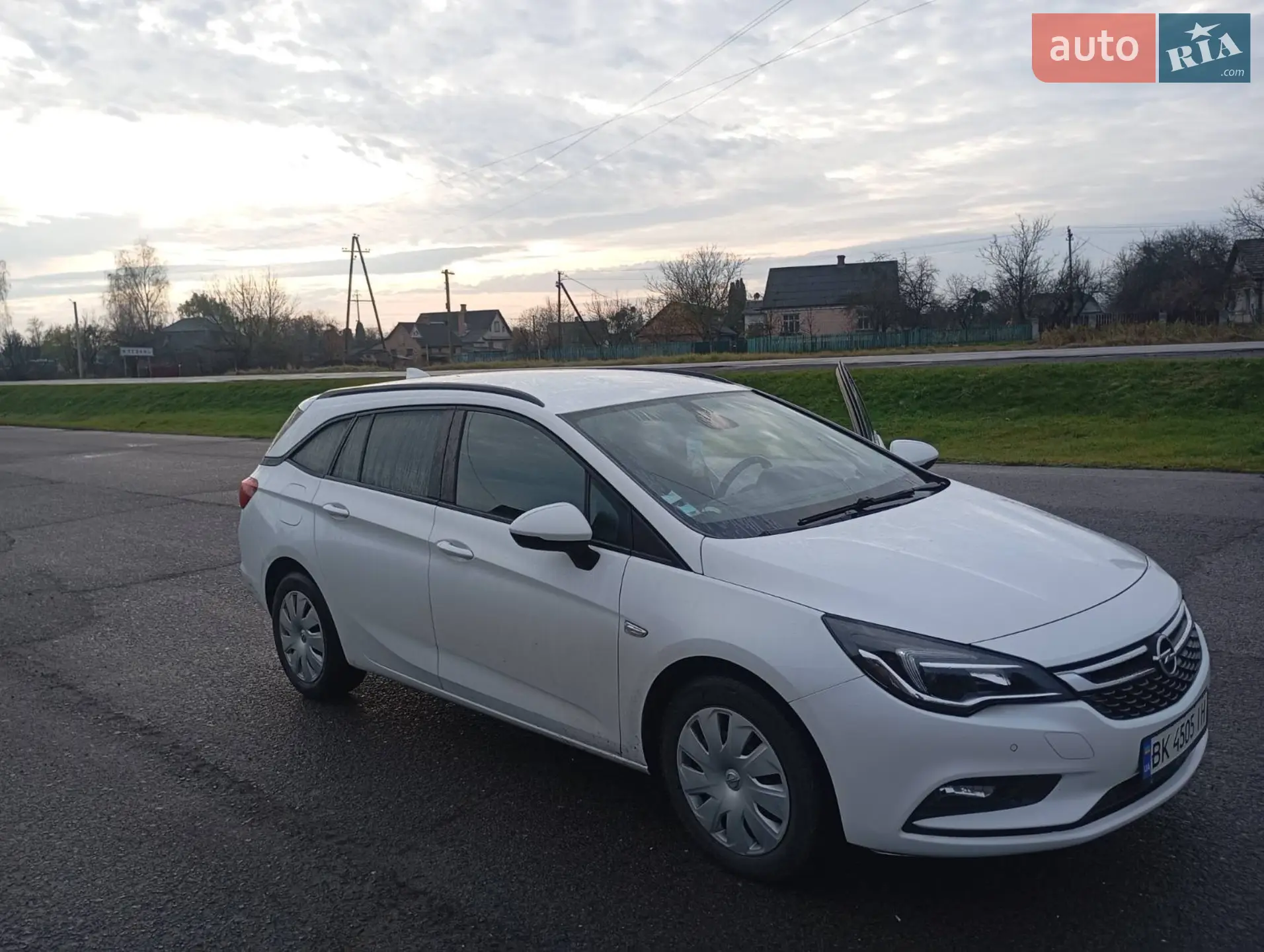 Opel Astra, 2017