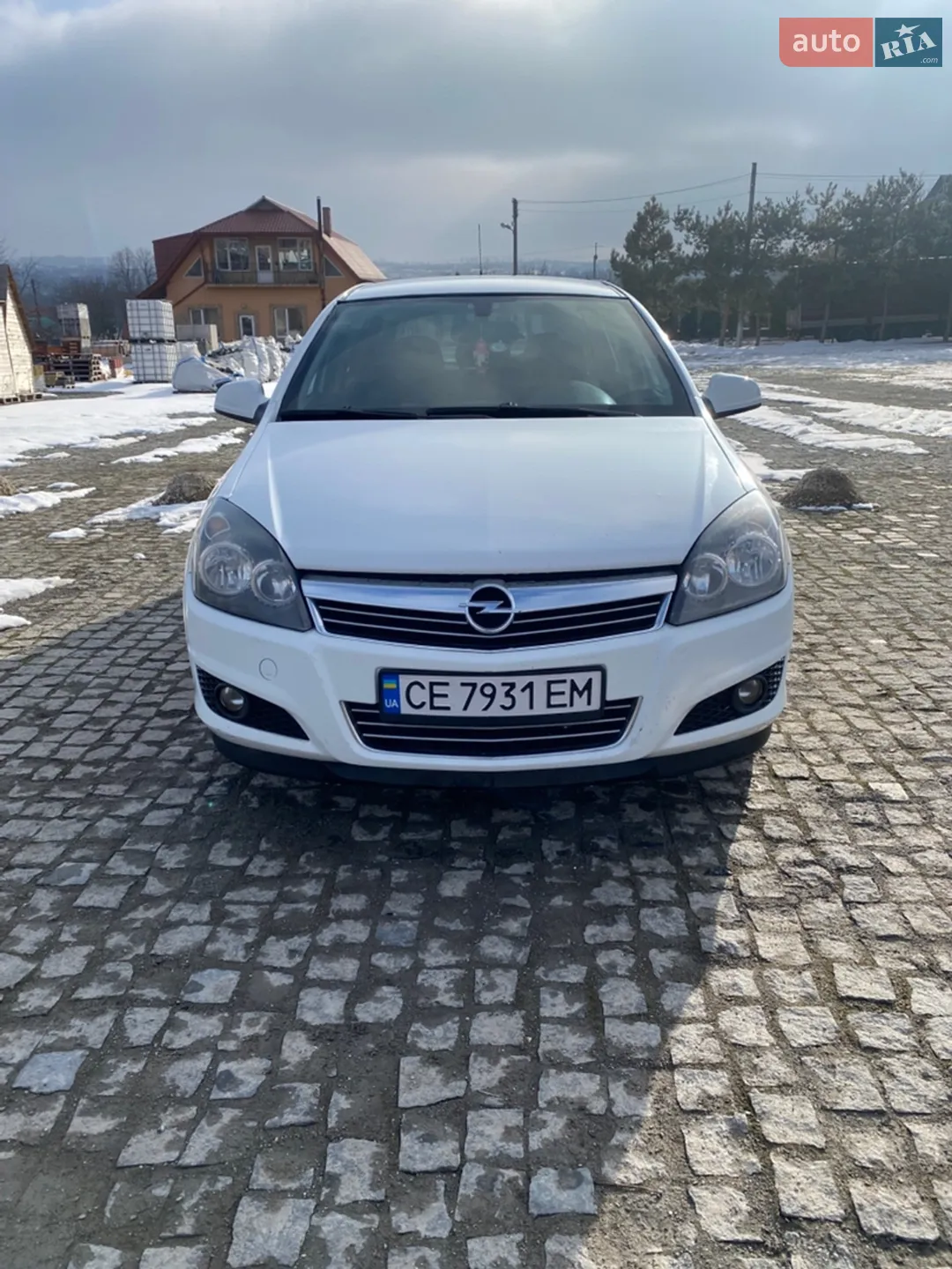 Opel Astra, 2011