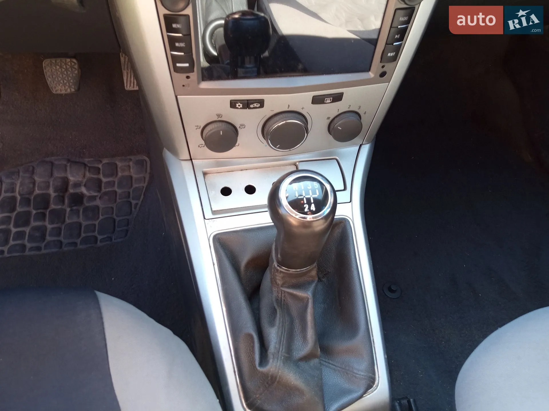 Opel Astra, 2010