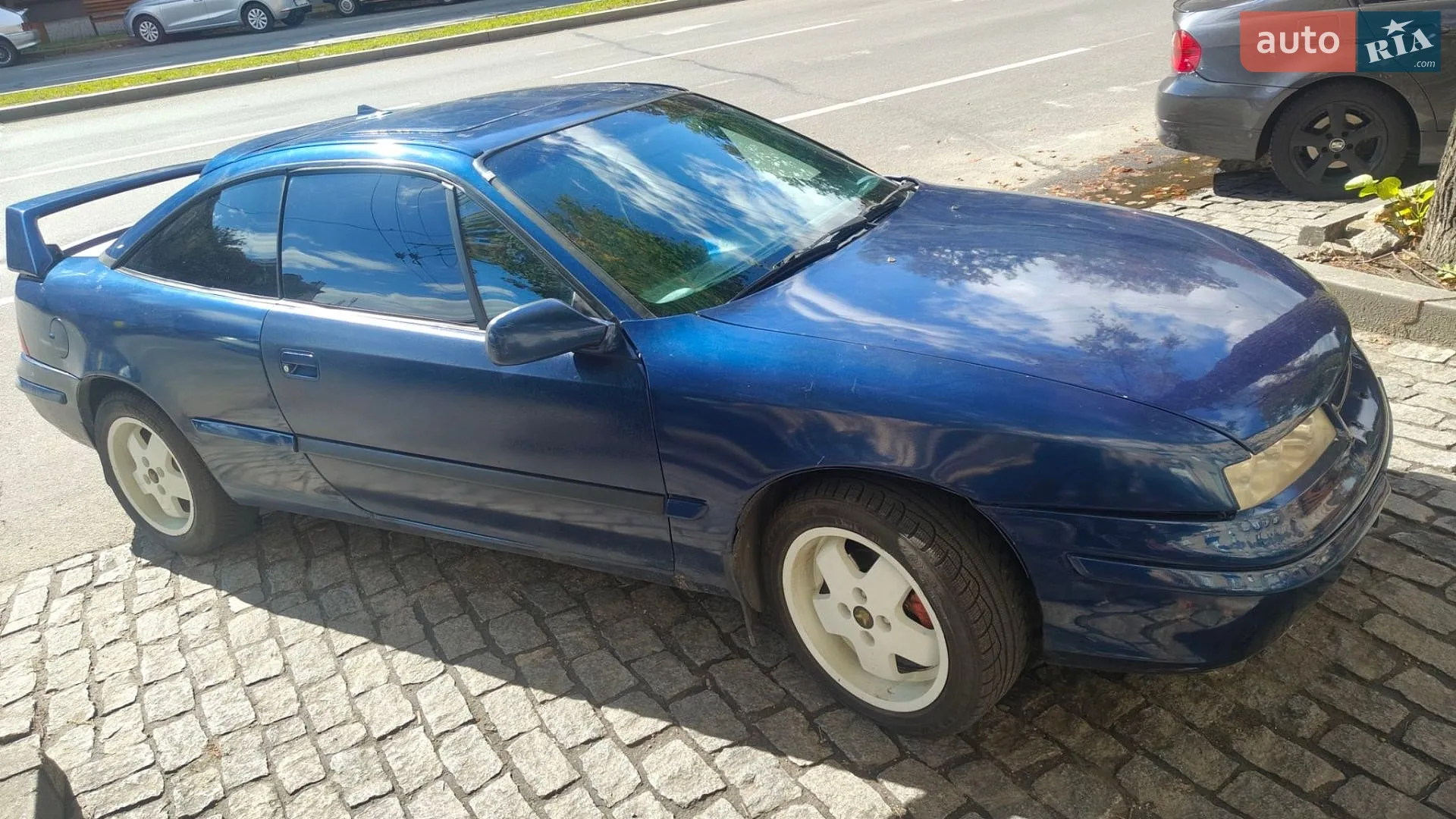 Opel Calibra, 1992