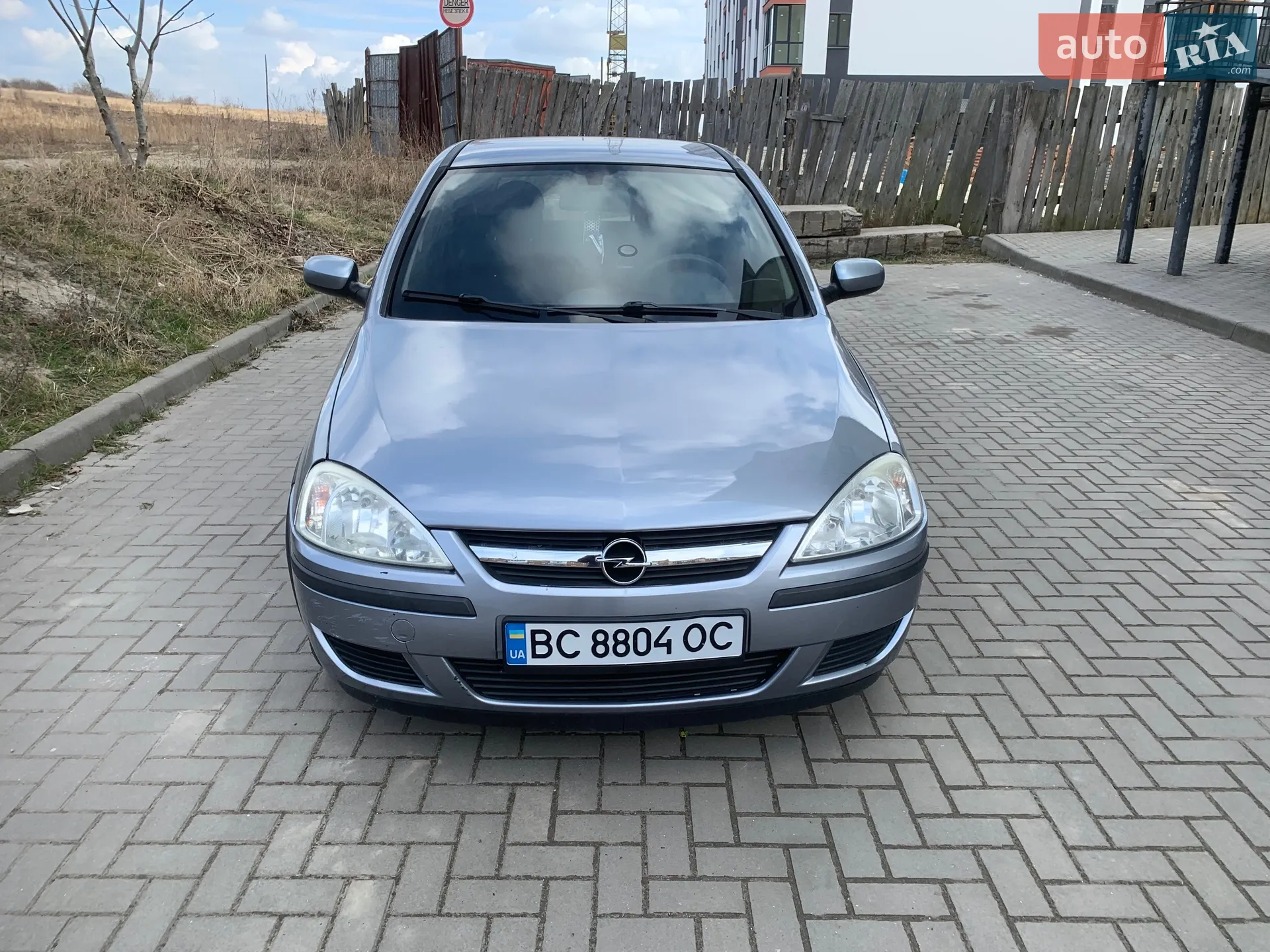 Opel Corsa, 2004