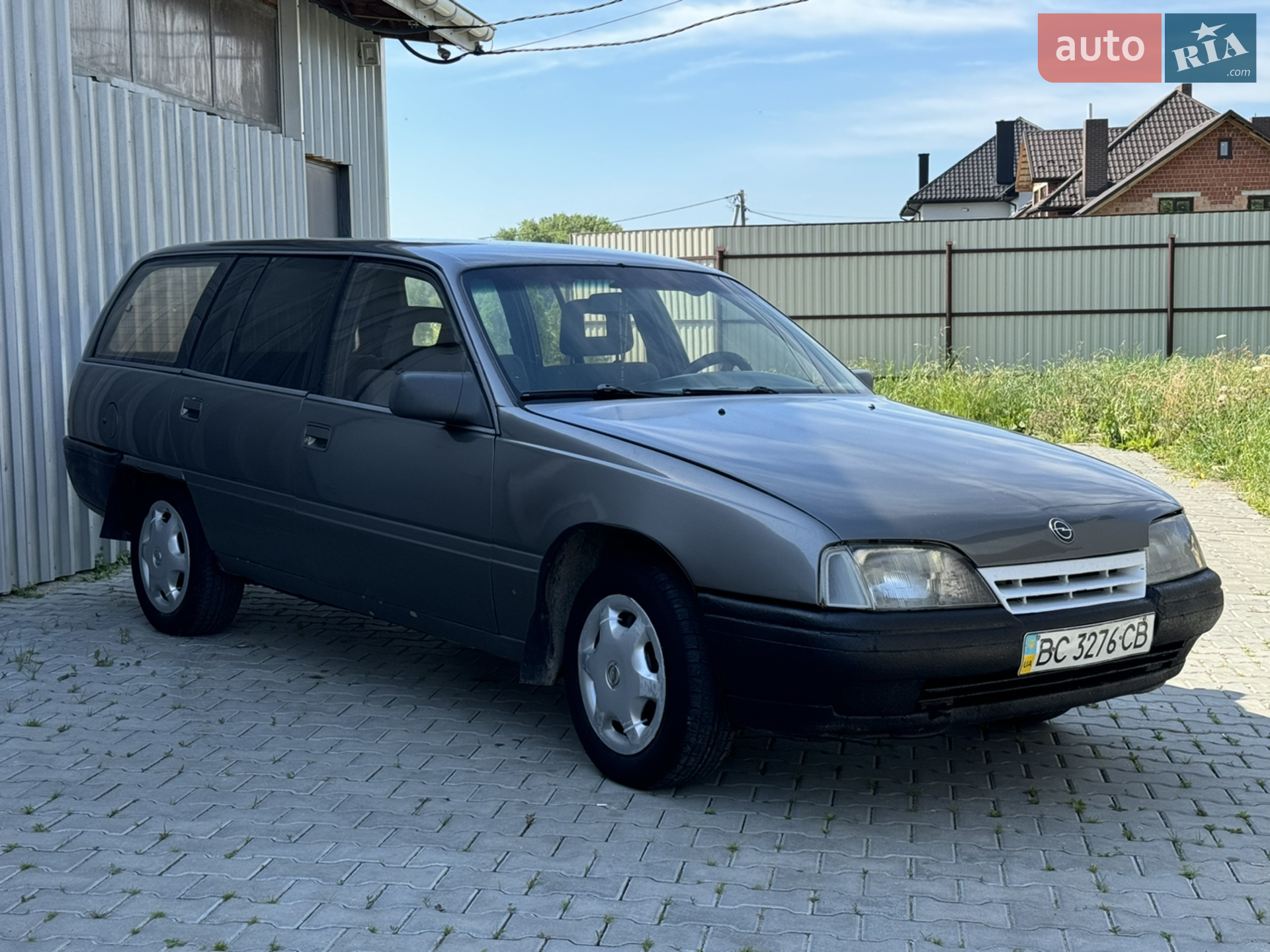 Opel Omega, 1987