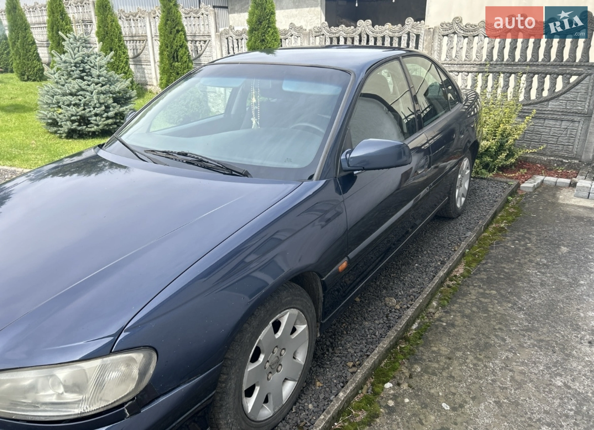 Opel Omega, 2000