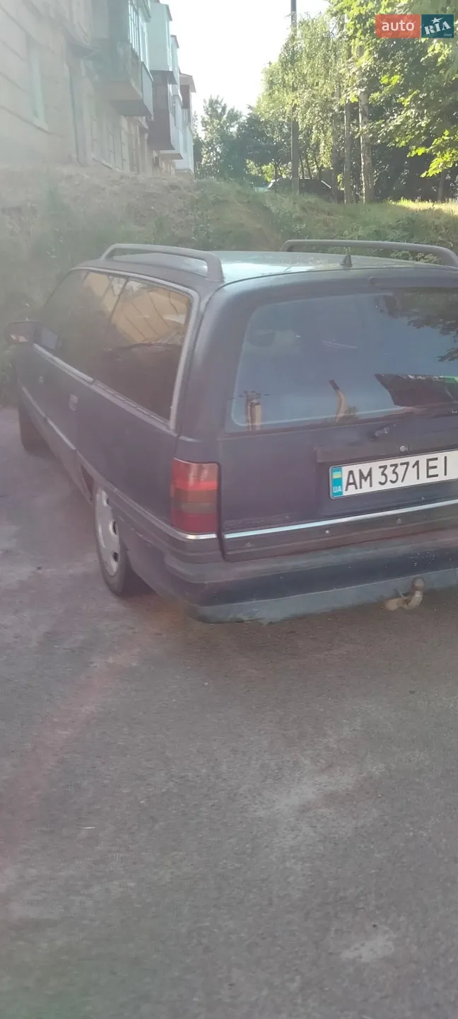 Opel Omega, 1991