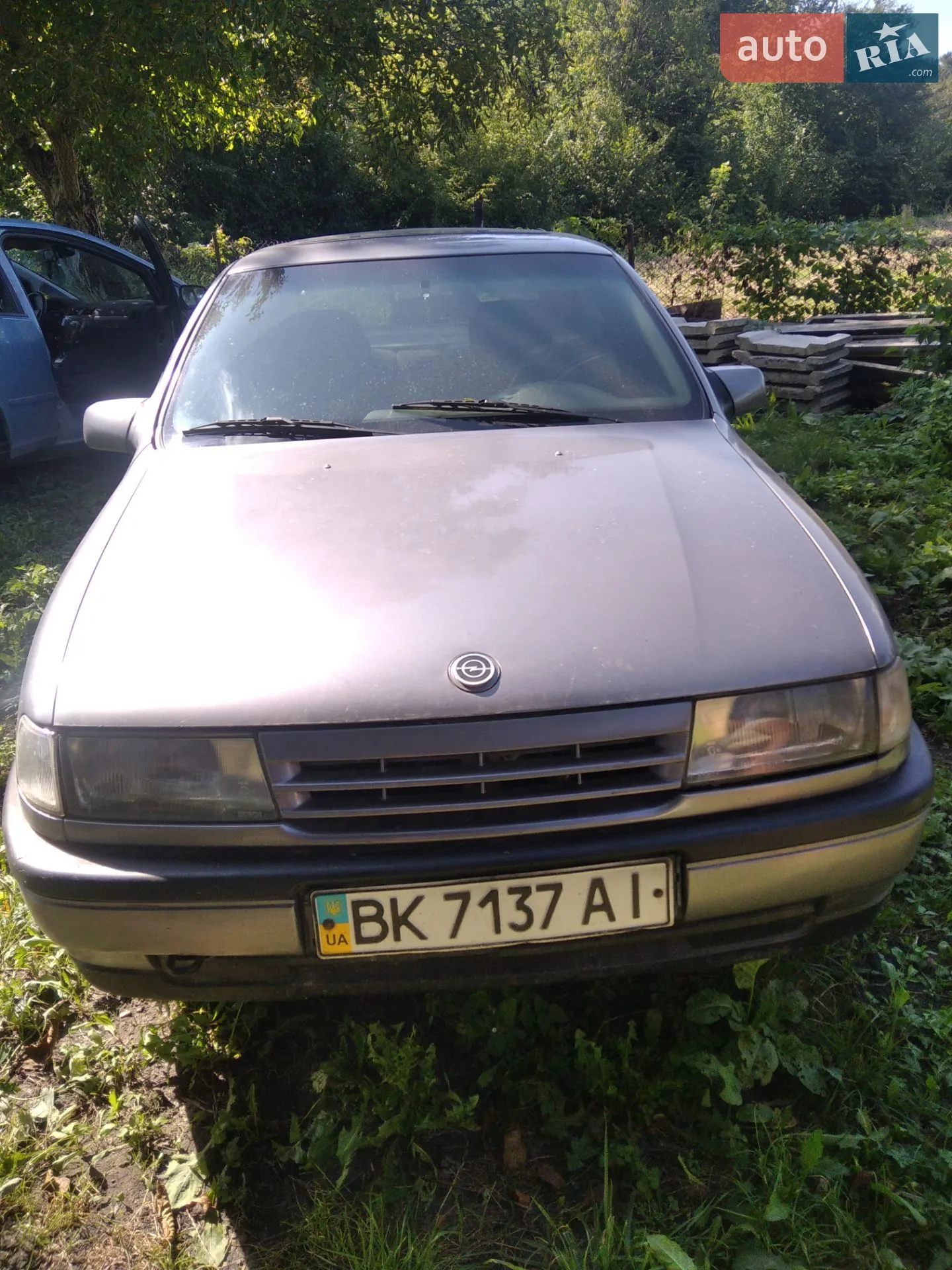 Opel Vectra, 1988