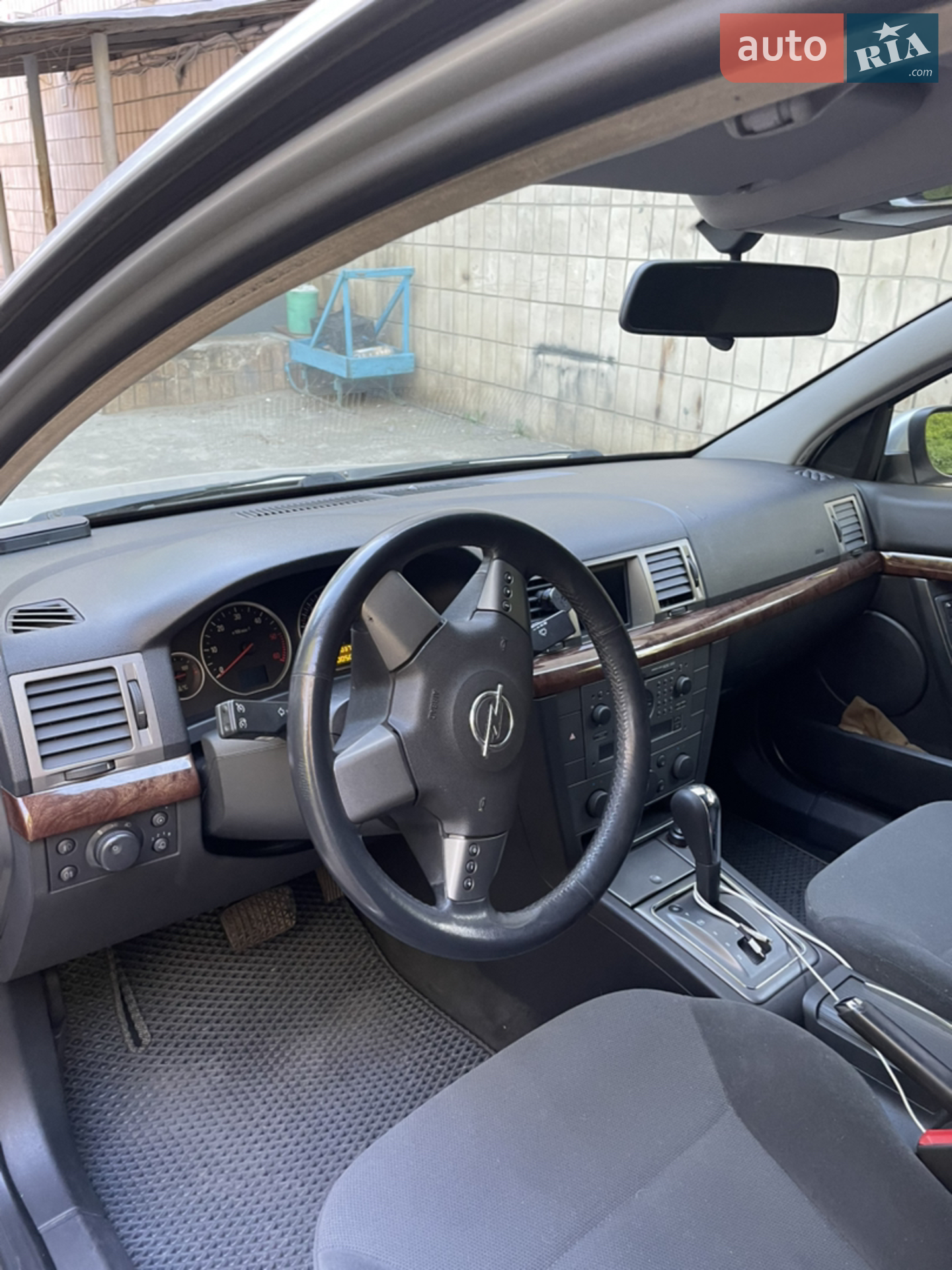Opel Vectra, 2004