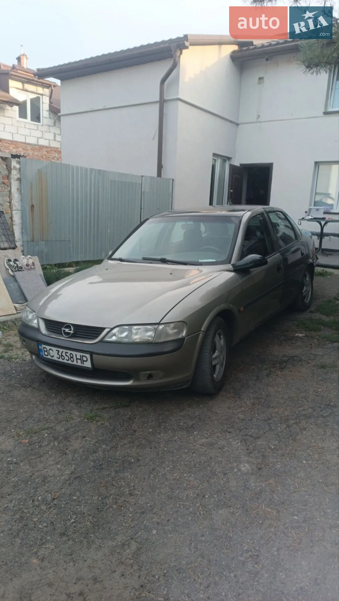Opel Vectra, 1998