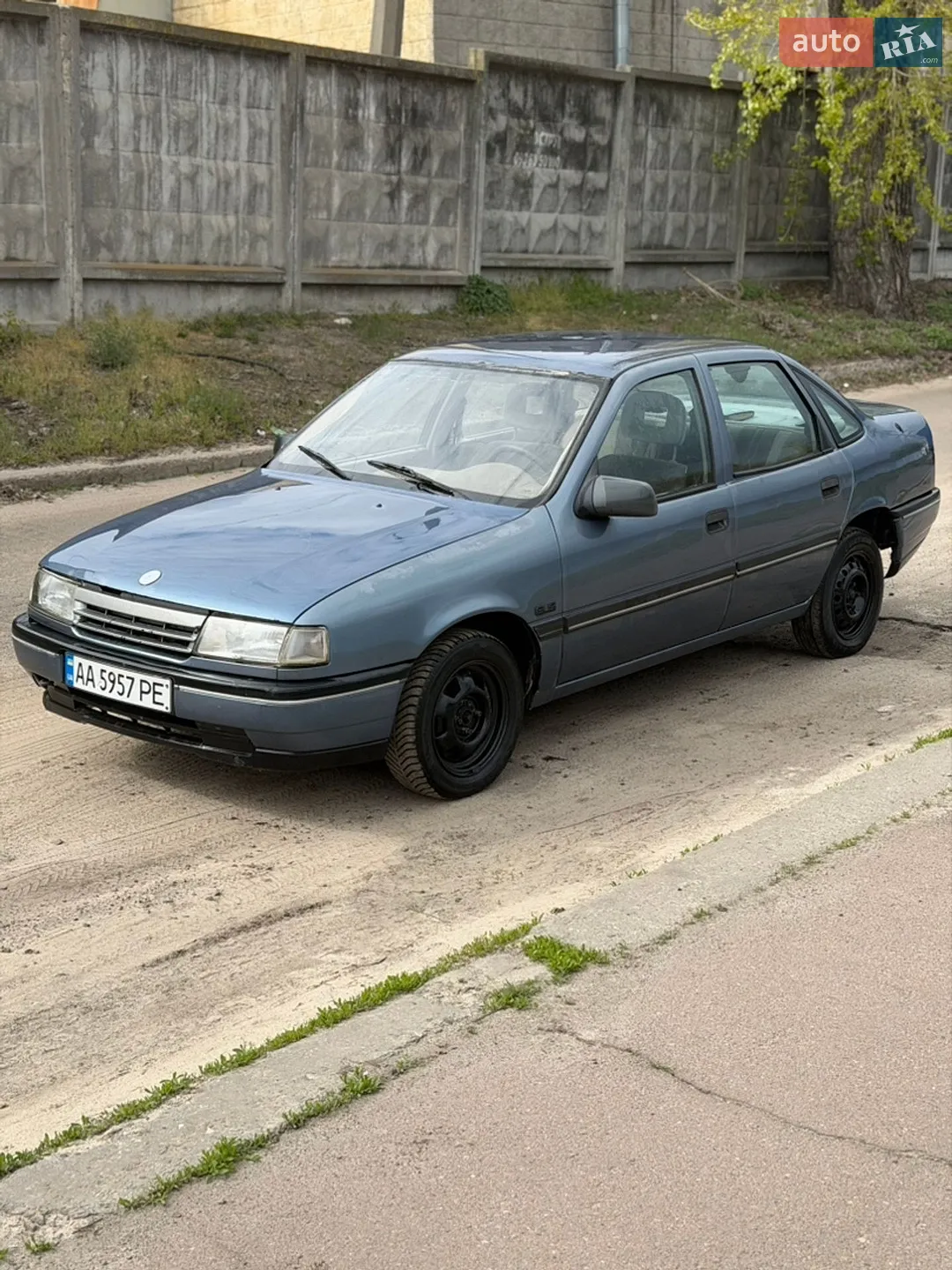 Opel Vectra, 1989