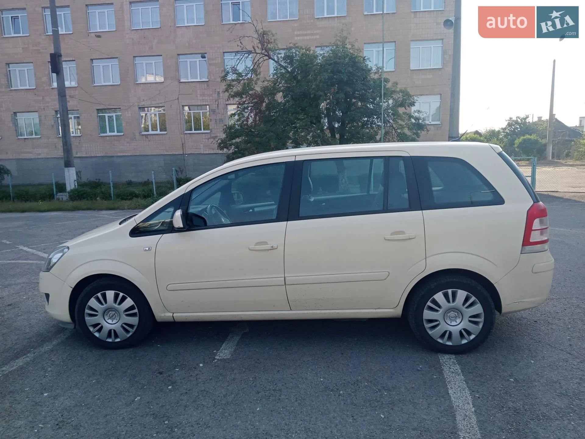 Opel Zafira, 2012