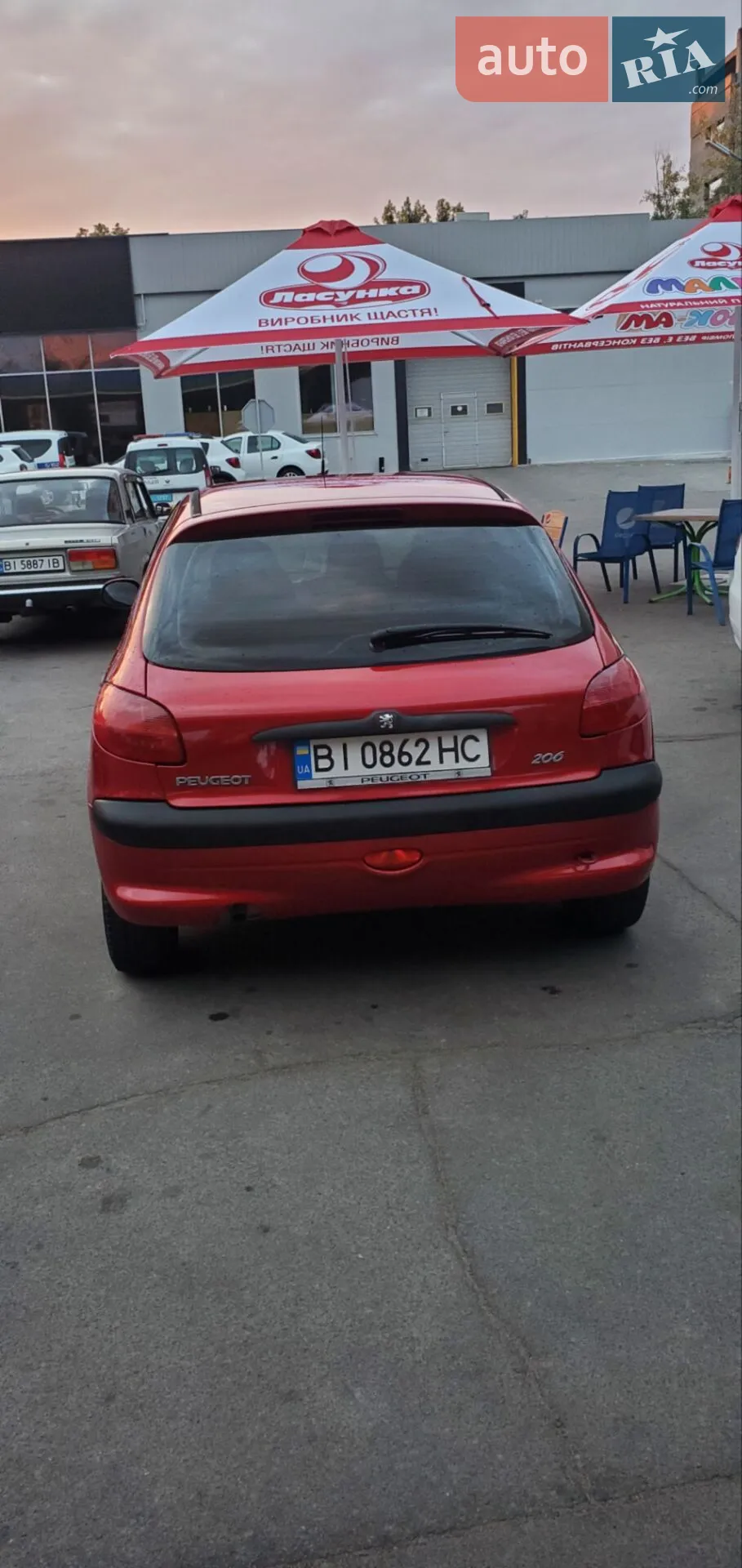 Peugeot 206, 1998
