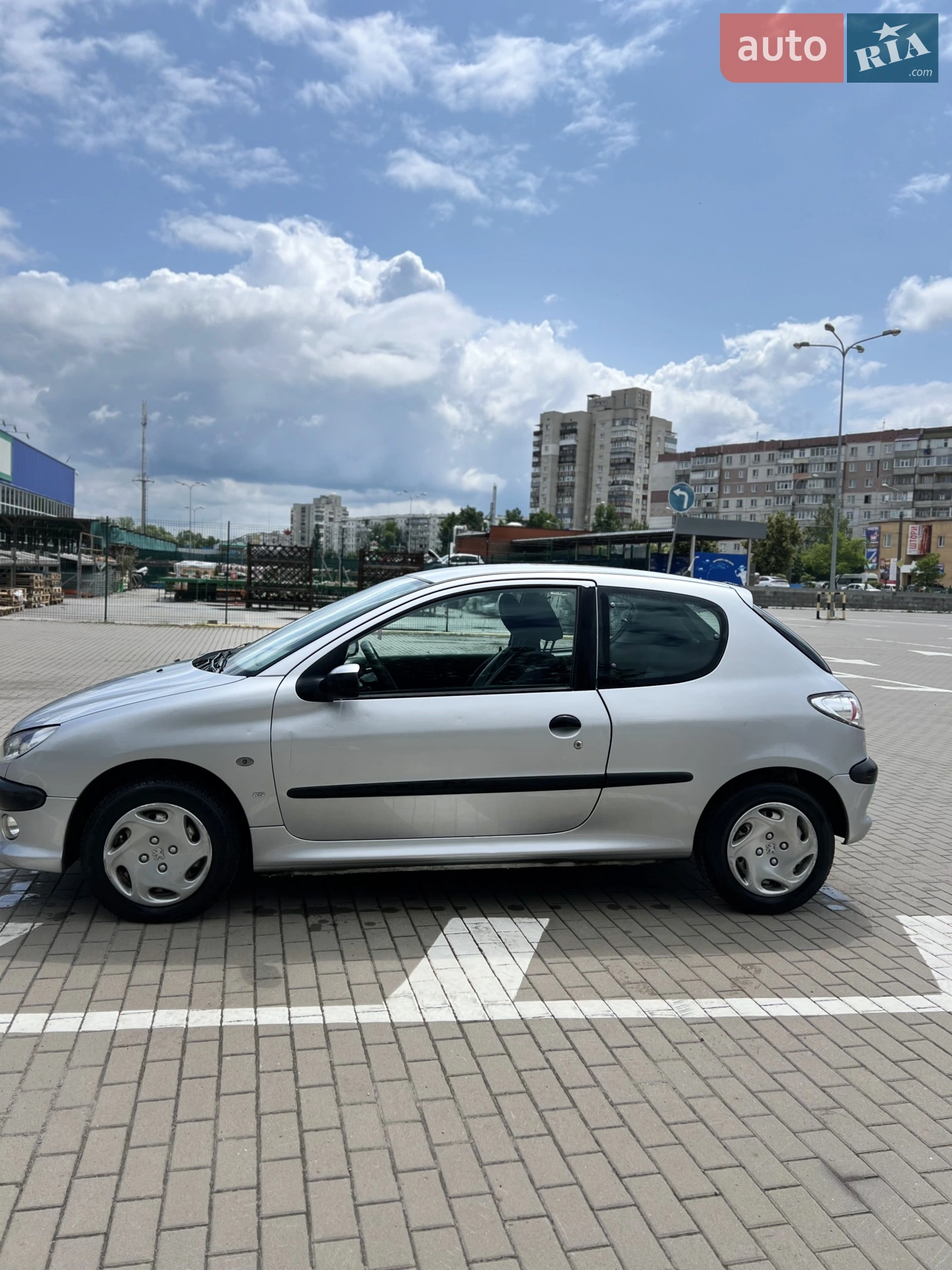 Peugeot 206, 2000
