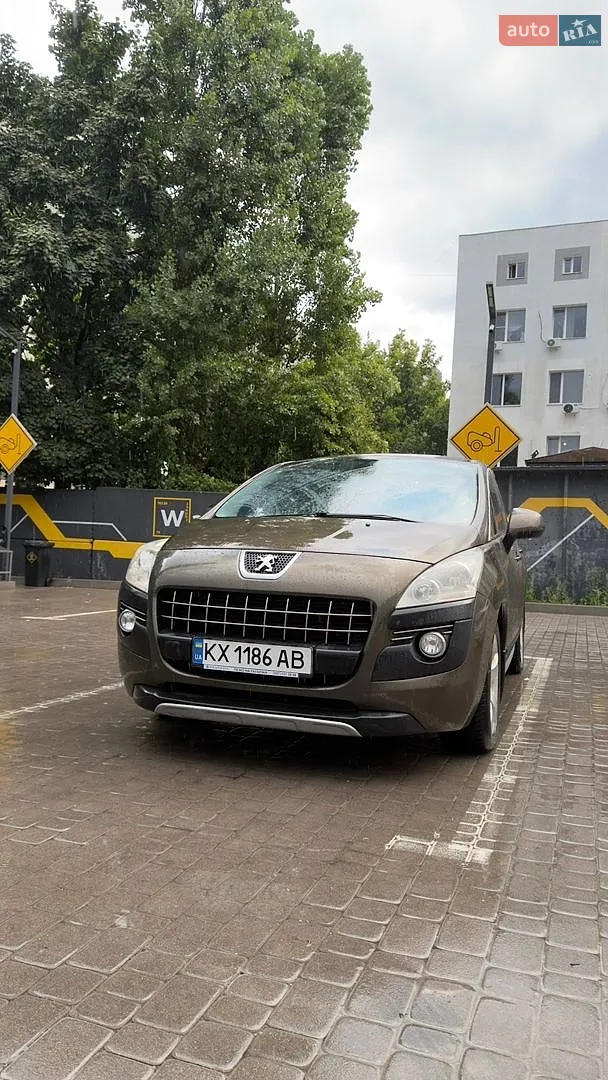 Peugeot 3008, 2012