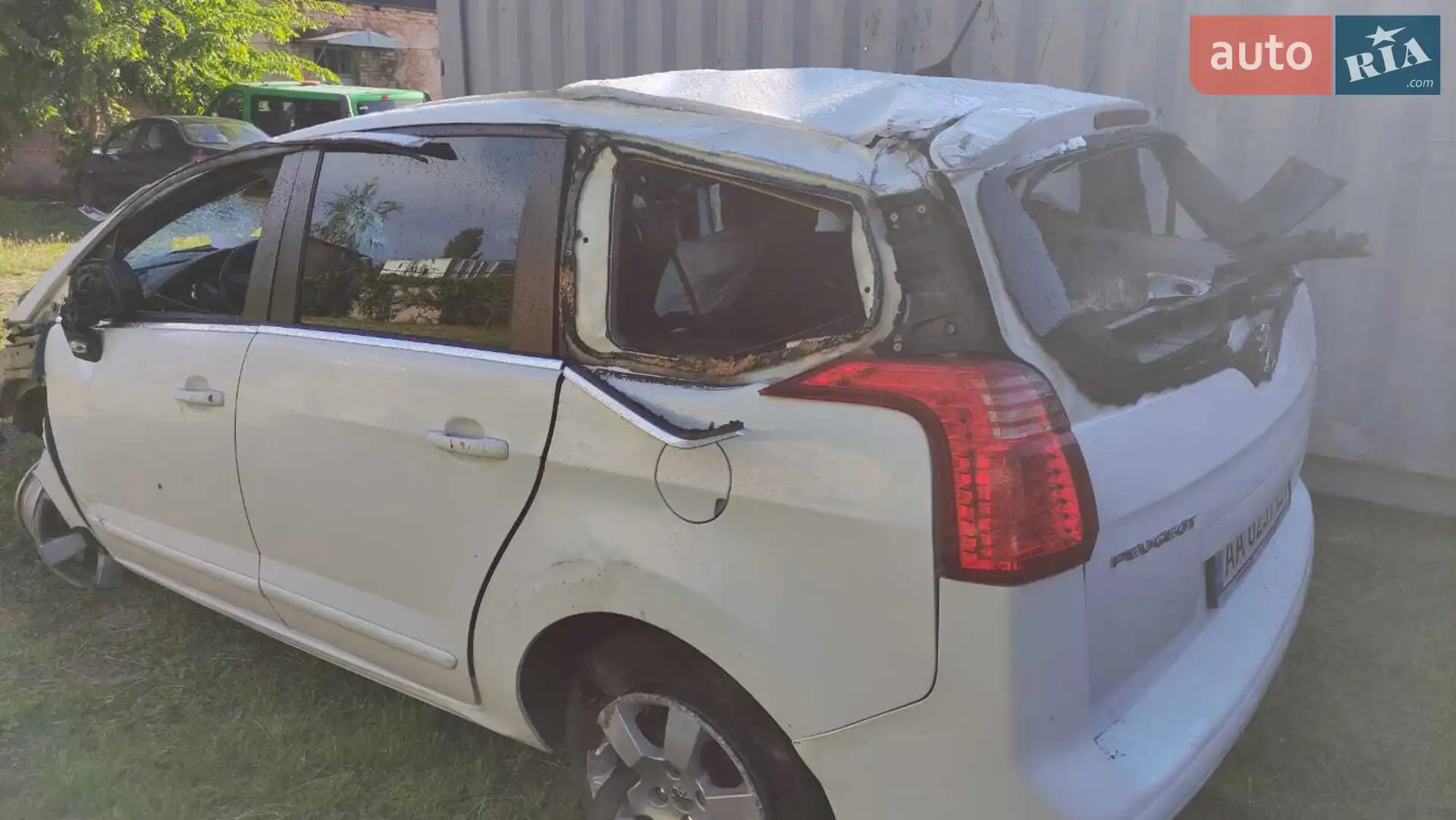 Peugeot 5008, 2013