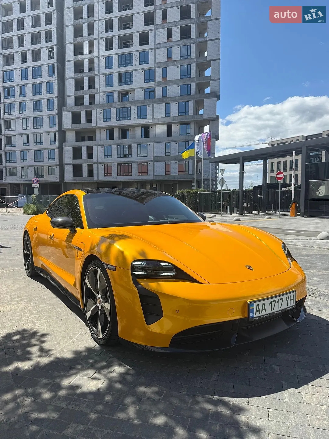 Porsche Taycan, 2020