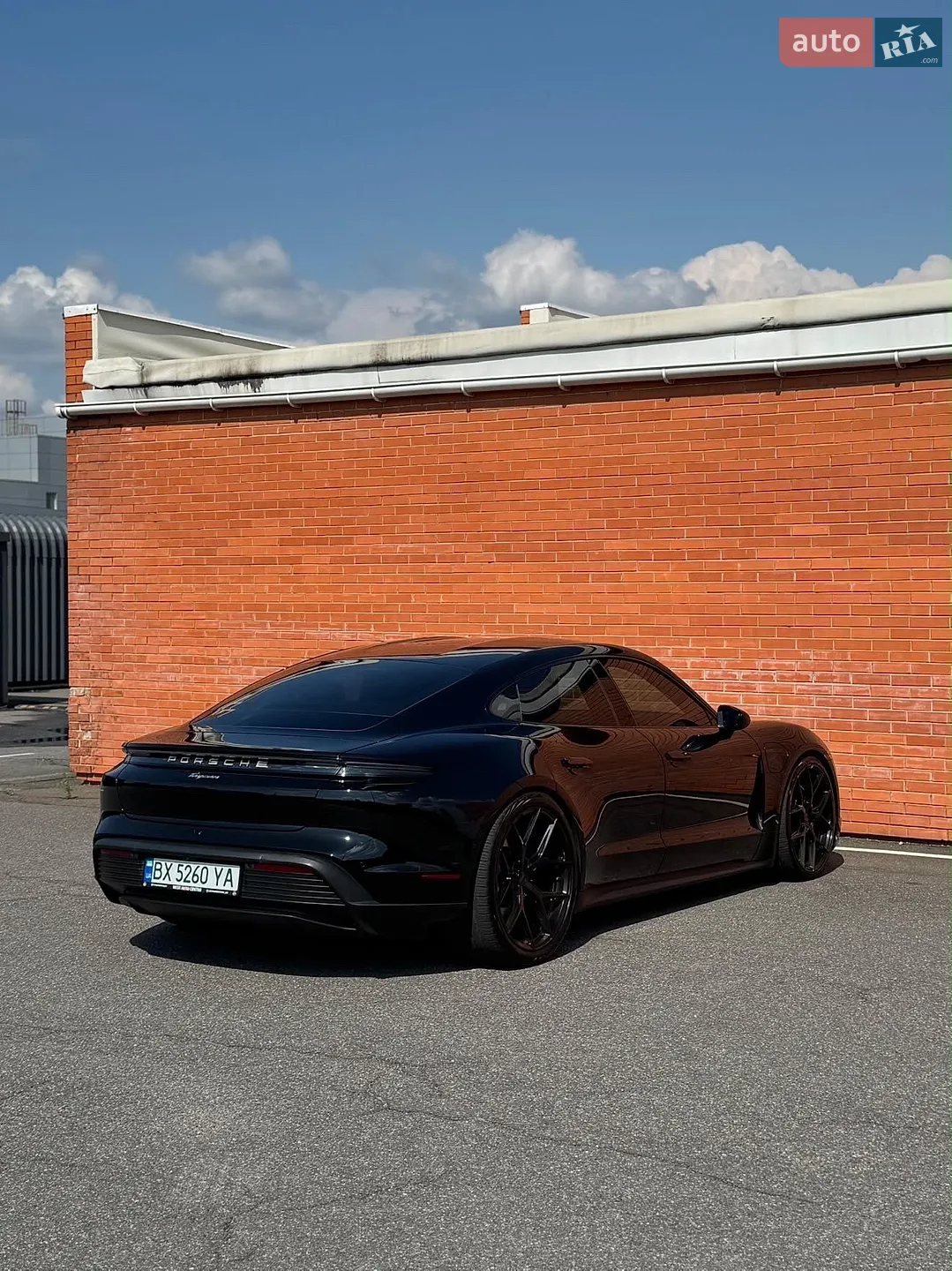 Porsche Taycan, 2021