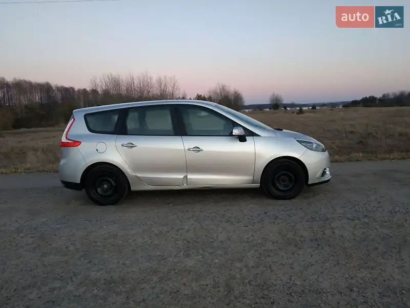 Renault Grand Scenic, 2015