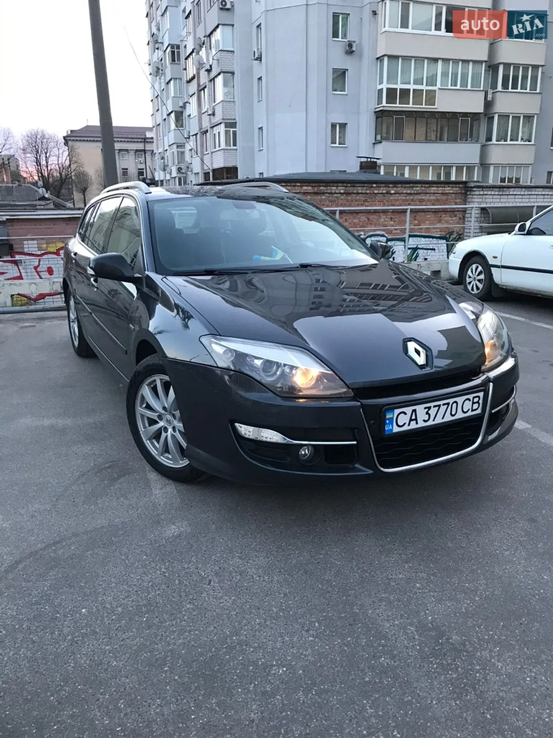 Renault Laguna, 2012