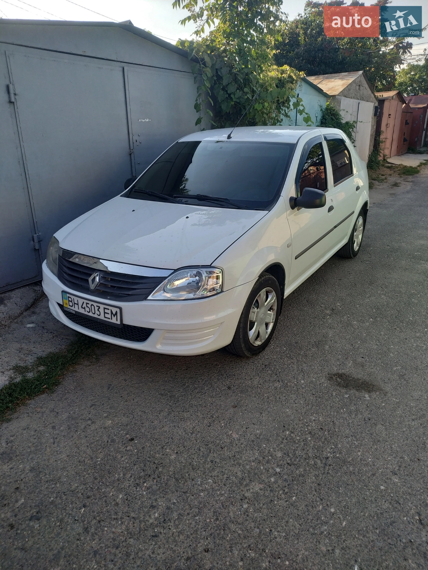 Renault Logan, 2012