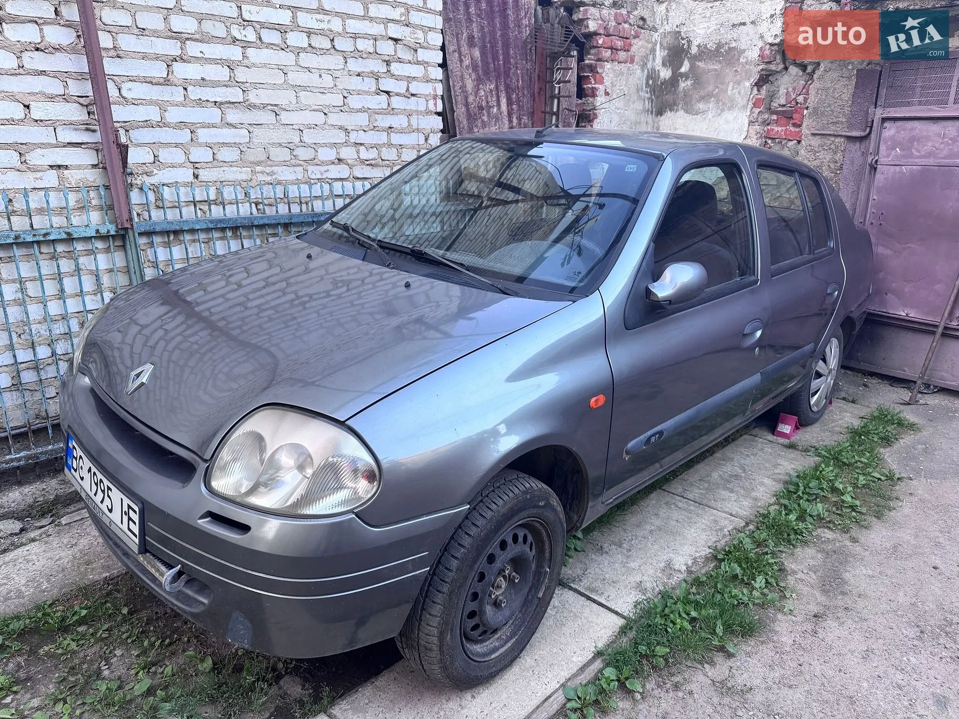 Renault Thalia, 2002