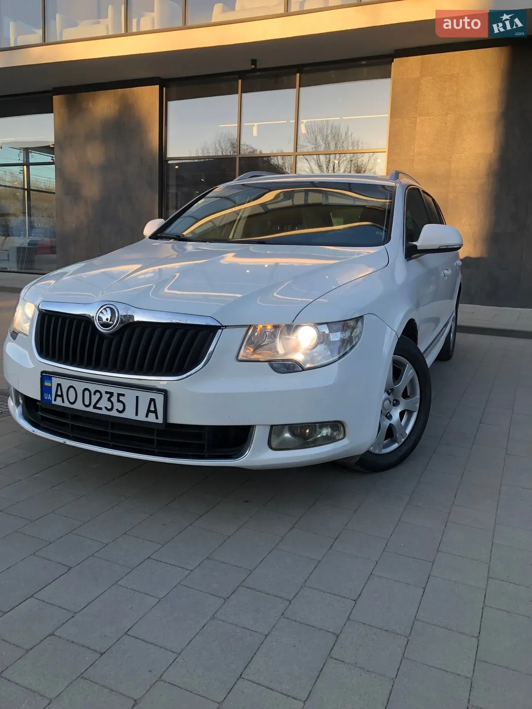 Skoda Superb, 2011