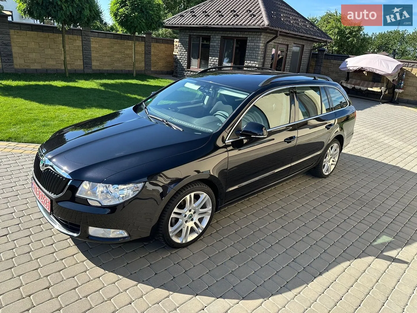 Skoda Superb, 2011