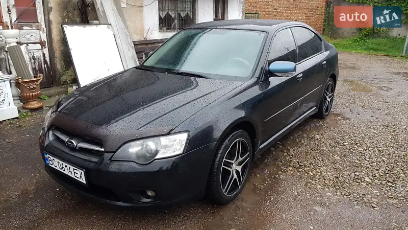 Subaru Legacy, 2005
