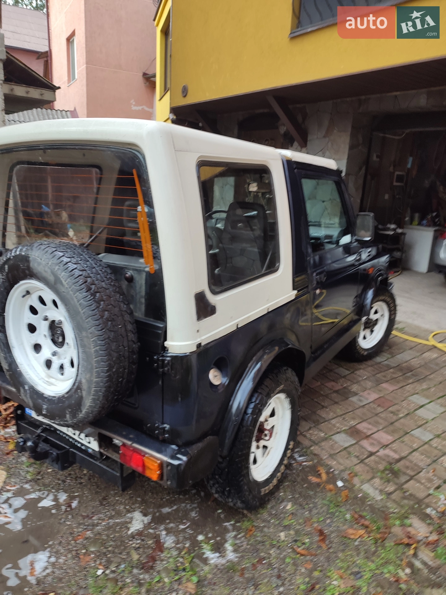 Suzuki Samurai, 1998