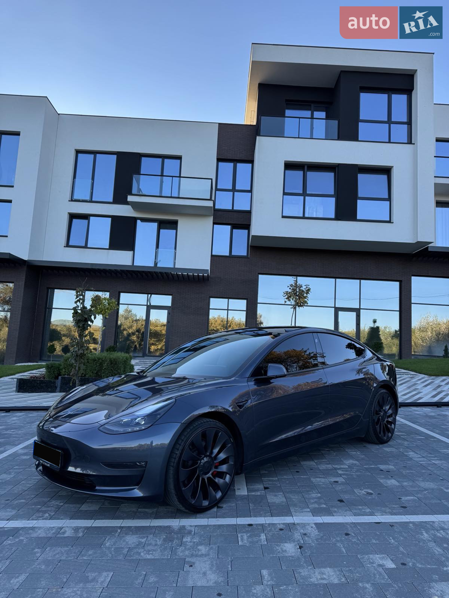 Tesla Model 3, 2022