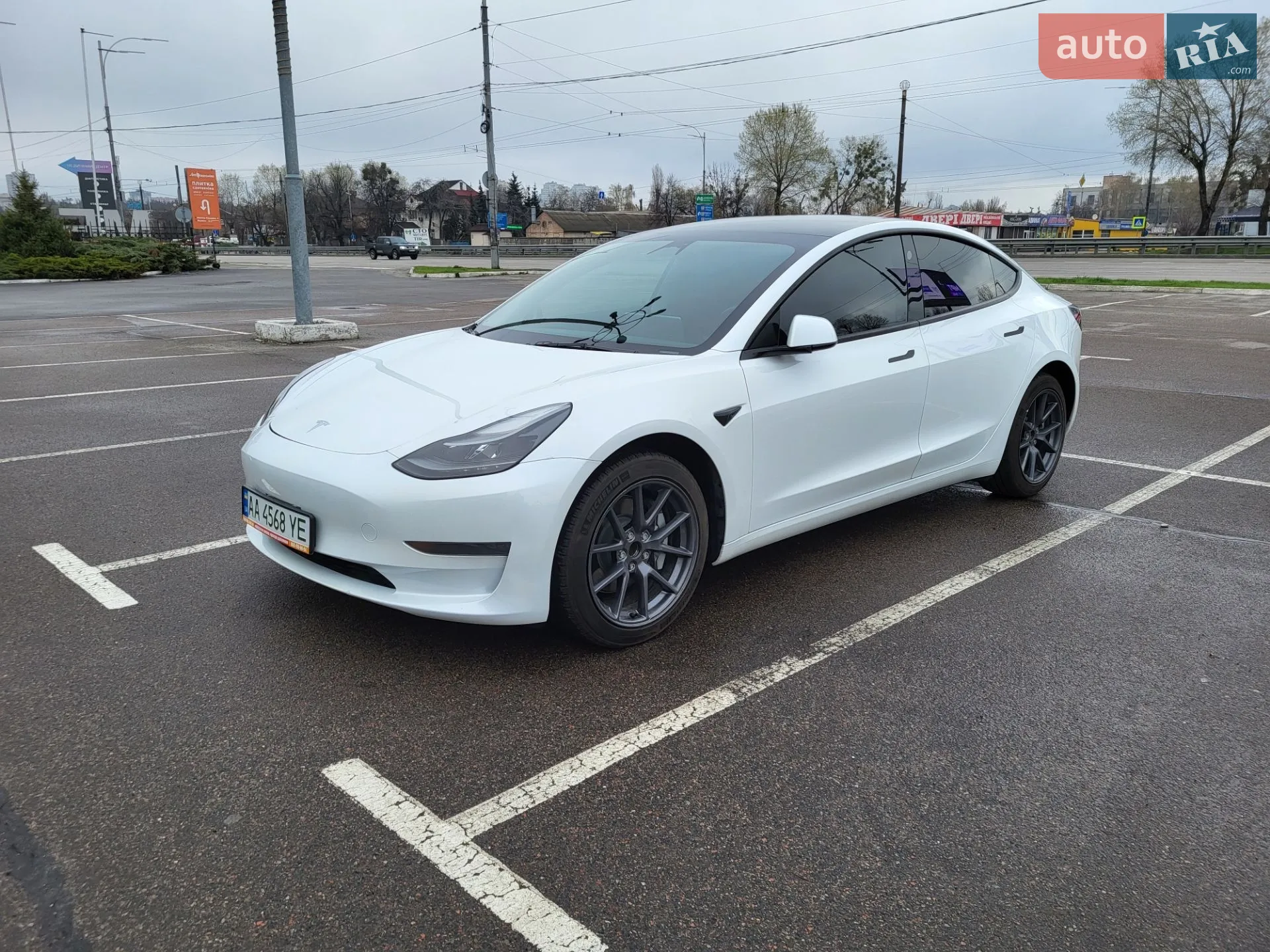 Tesla Model 3, 2023