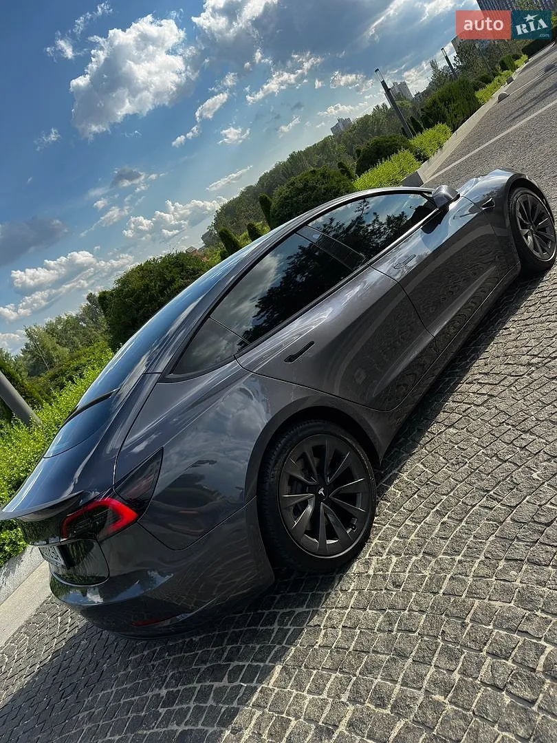 Tesla Model 3, 2021