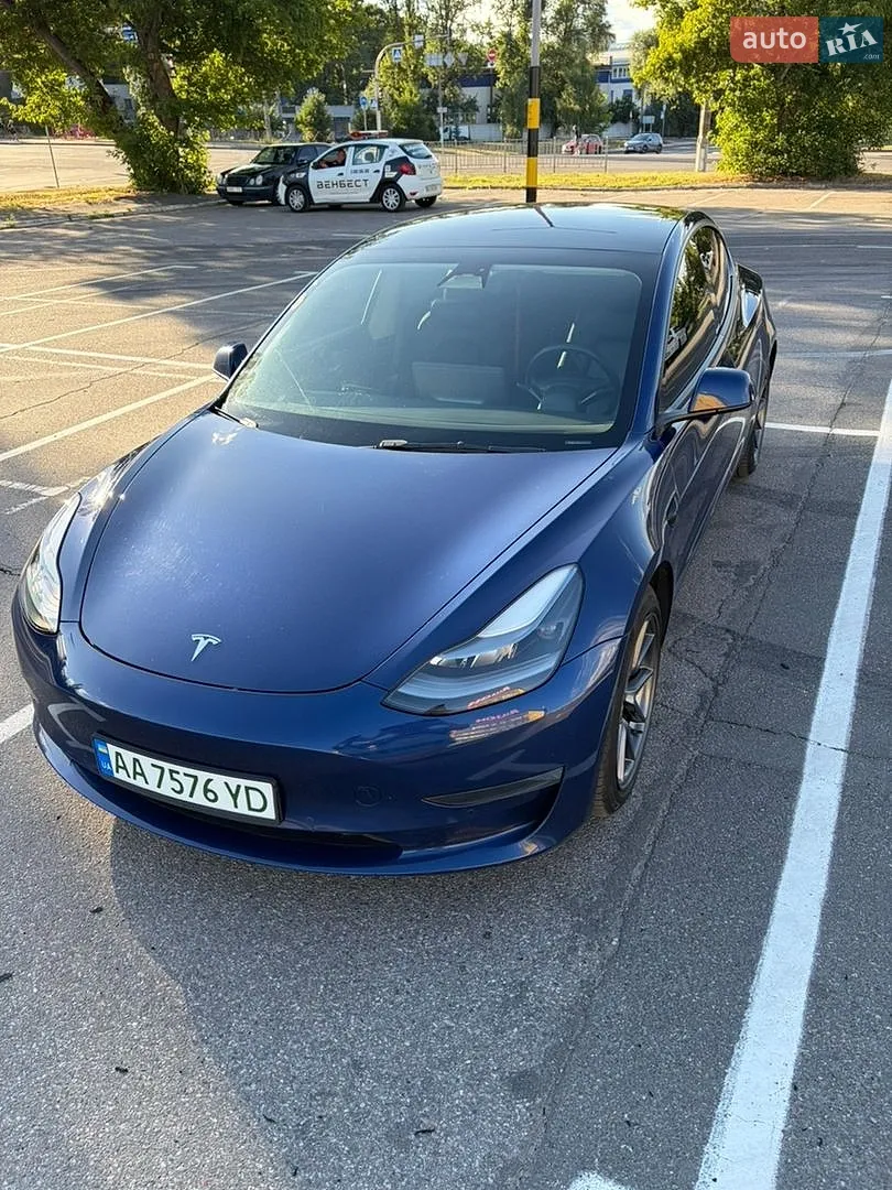 Tesla Model 3, 2022