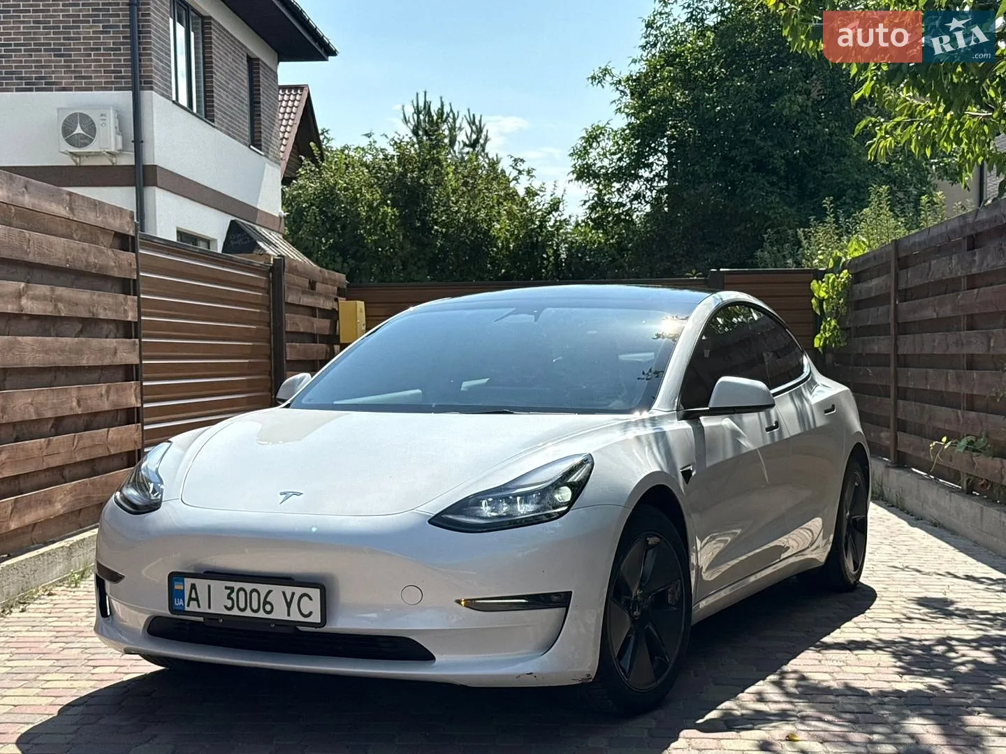 Tesla Model 3, 2023