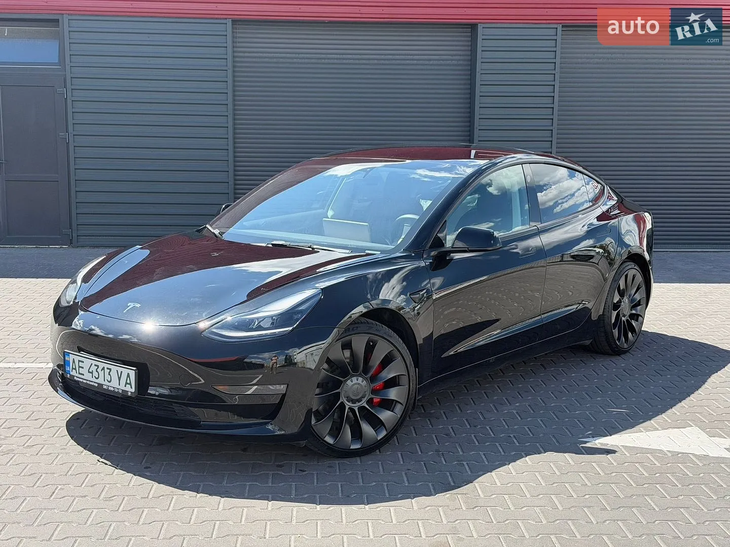 Tesla Model 3, 2022