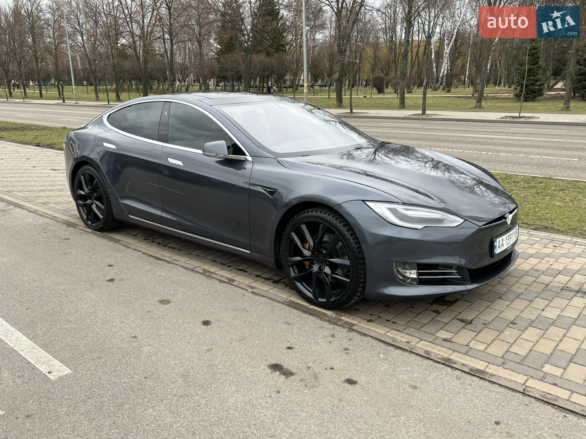 Tesla Model S, 2018