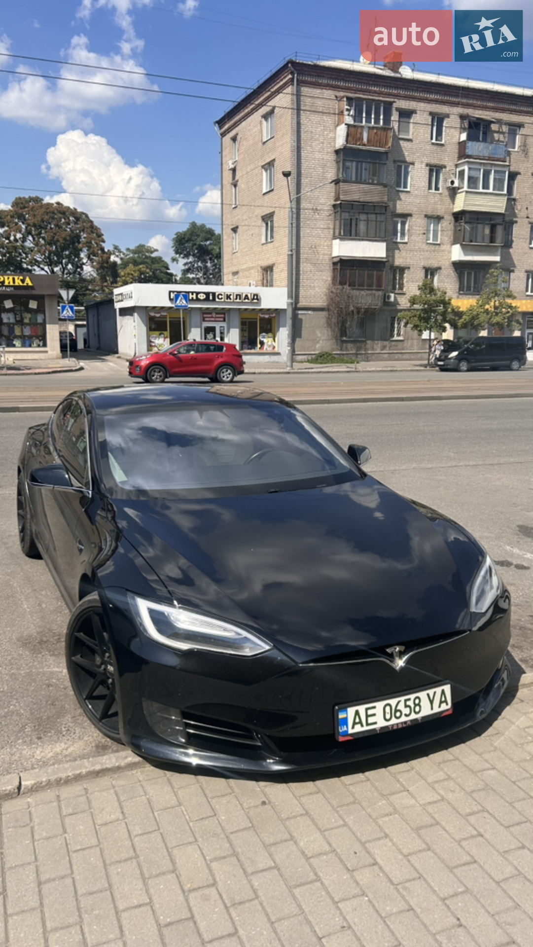 Tesla Model S, 2017