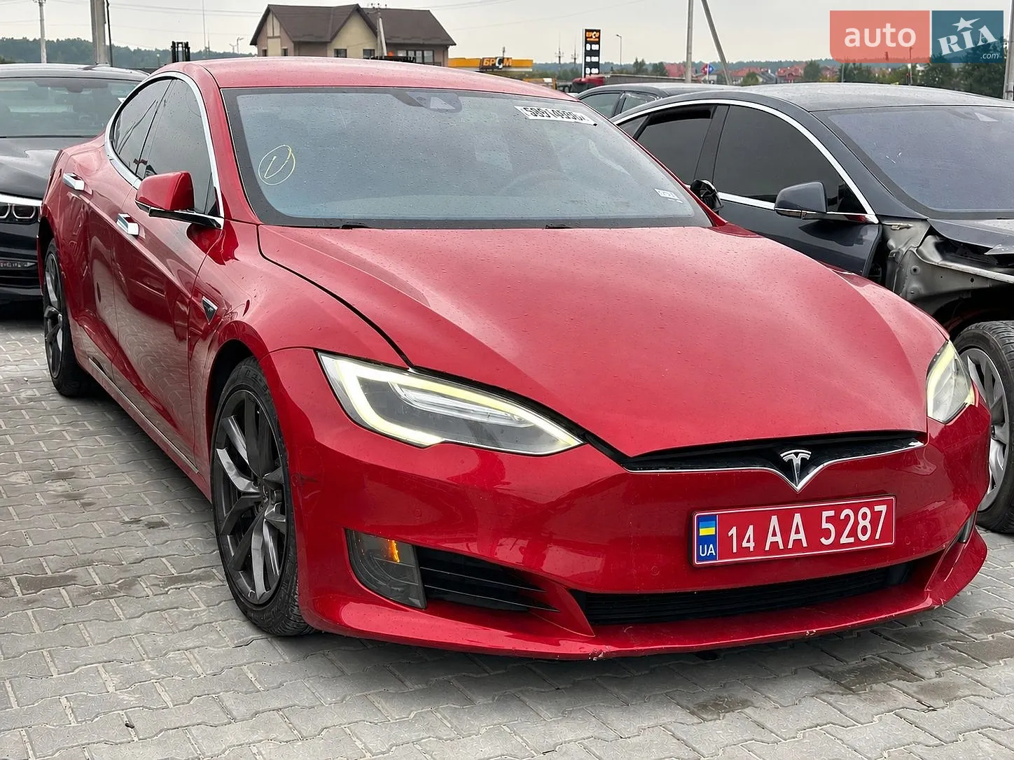Tesla Model S, 2016