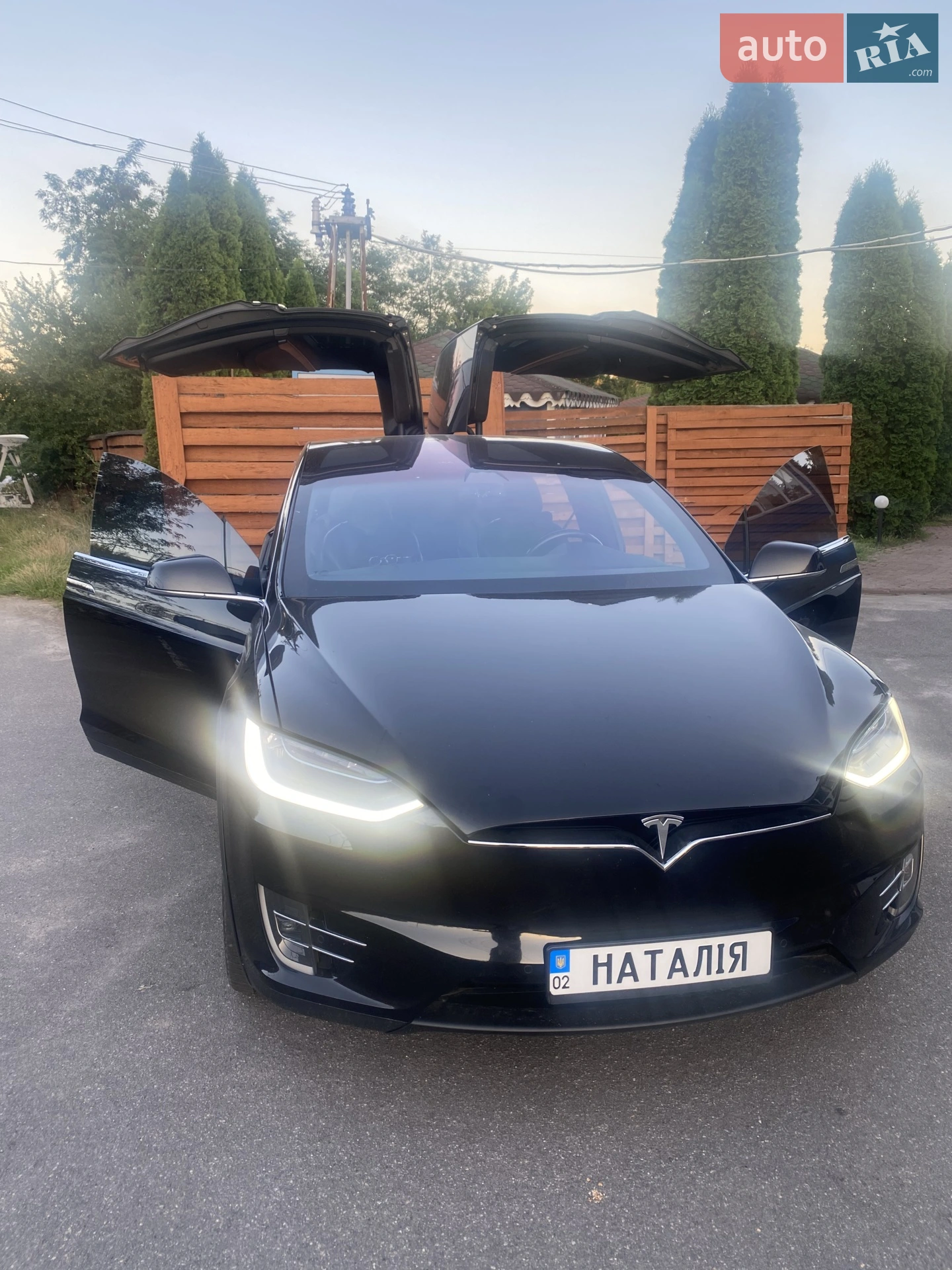 Tesla Model X, 2016