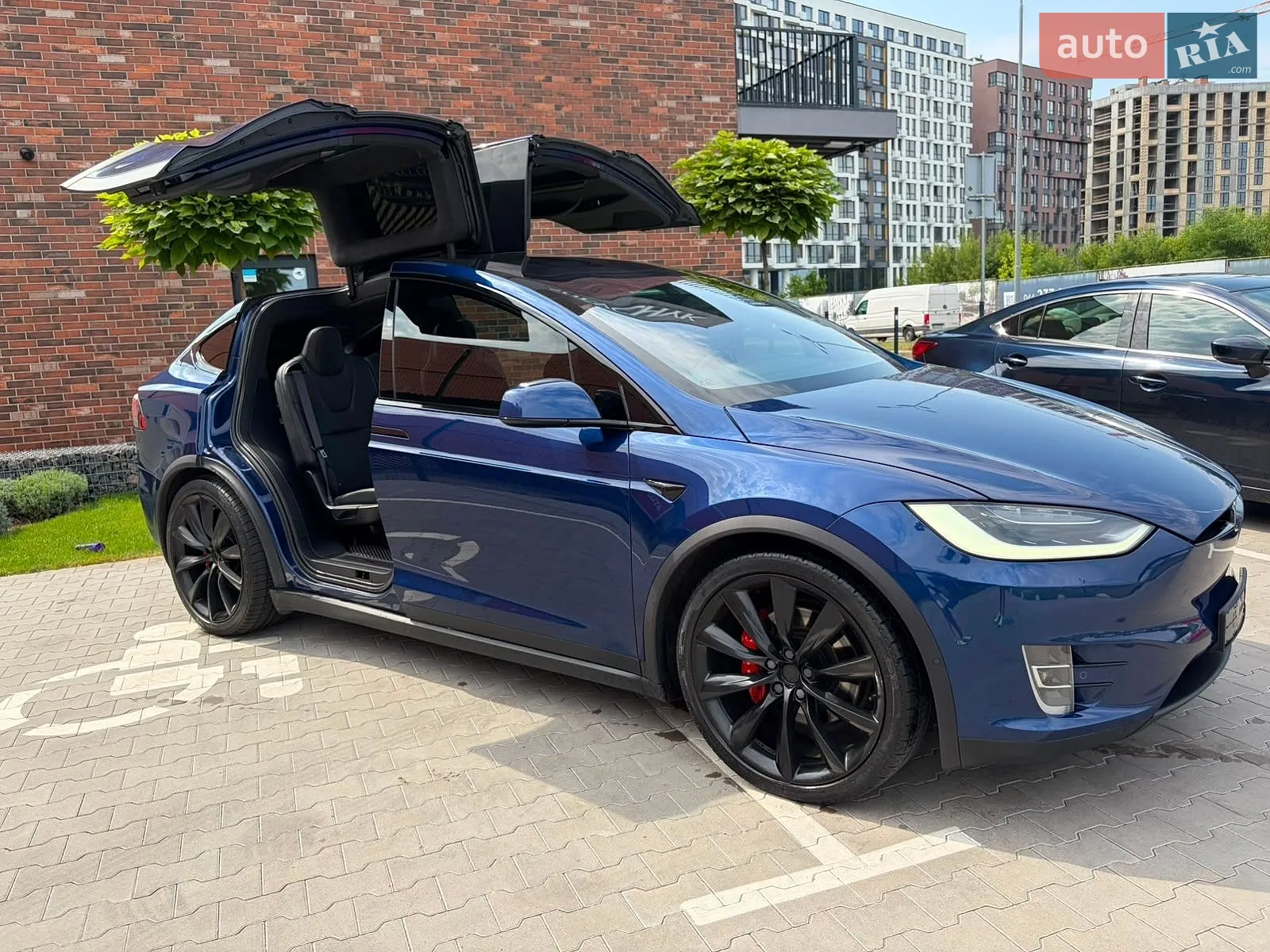 Tesla Model X, 2019