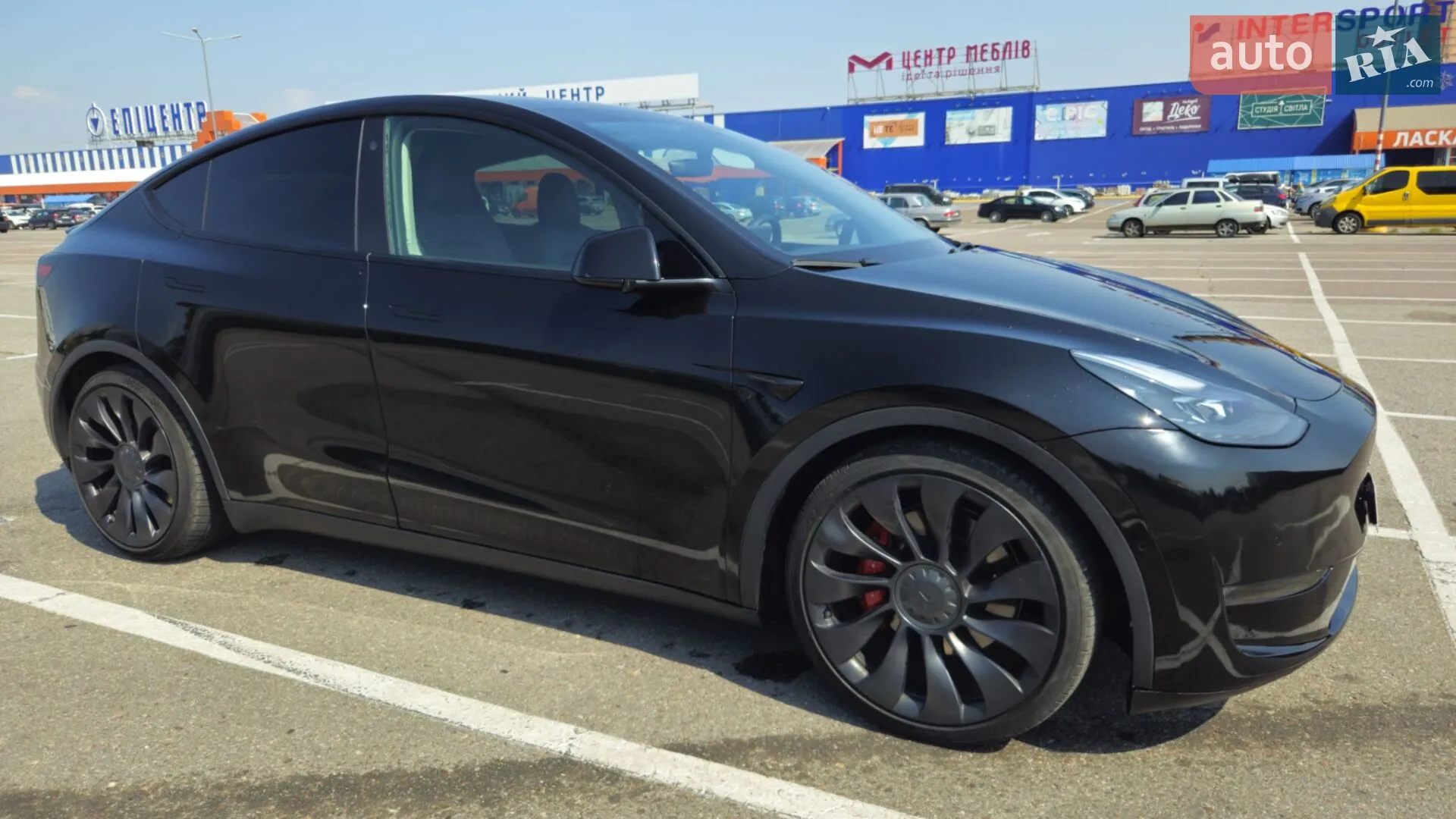 Tesla Model Y, 2021